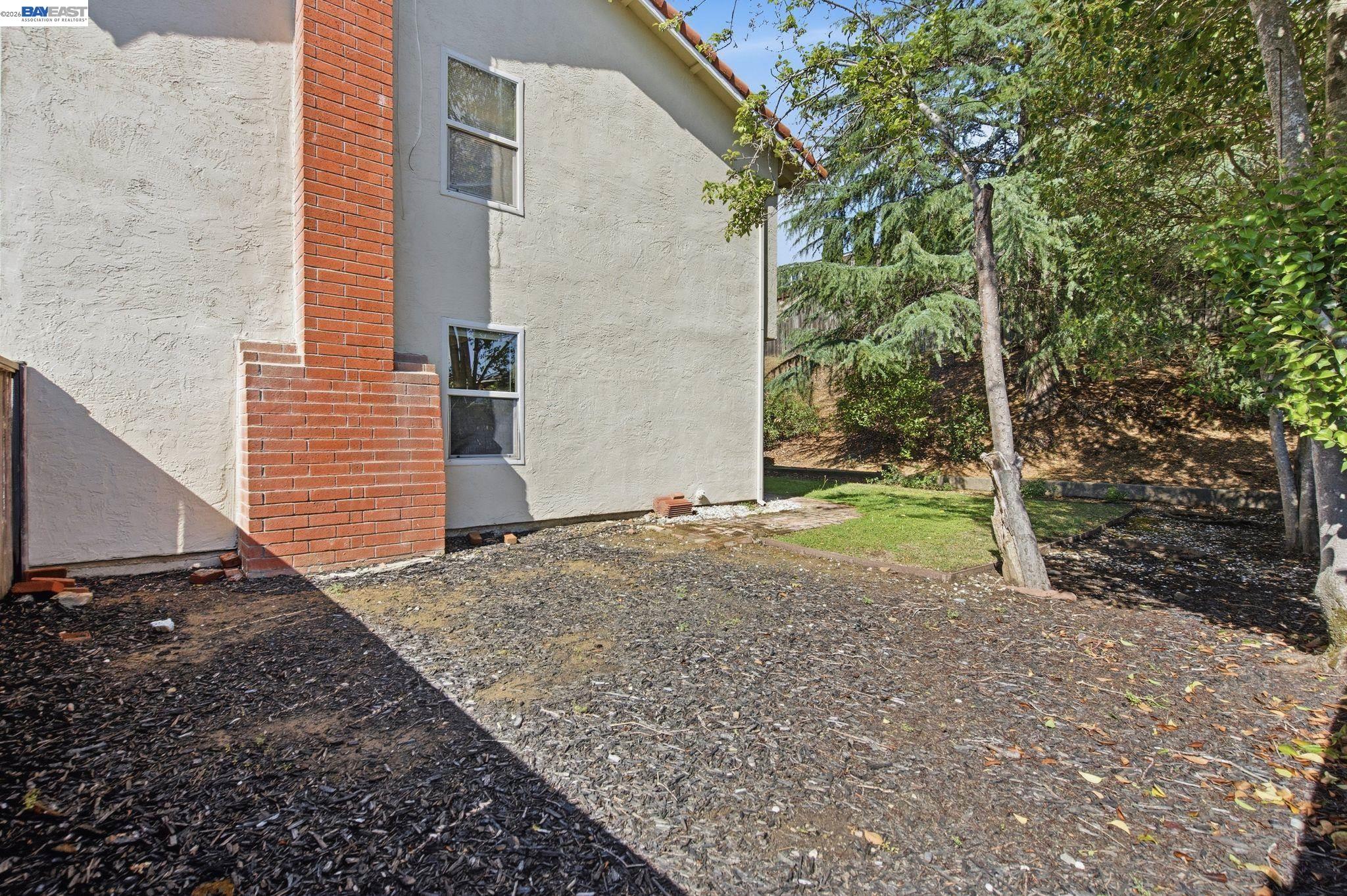 Detail Gallery Image 45 of 56 For 27966 El Portal Dr, Hayward,  CA 94542 - 4 Beds | 2/1 Baths