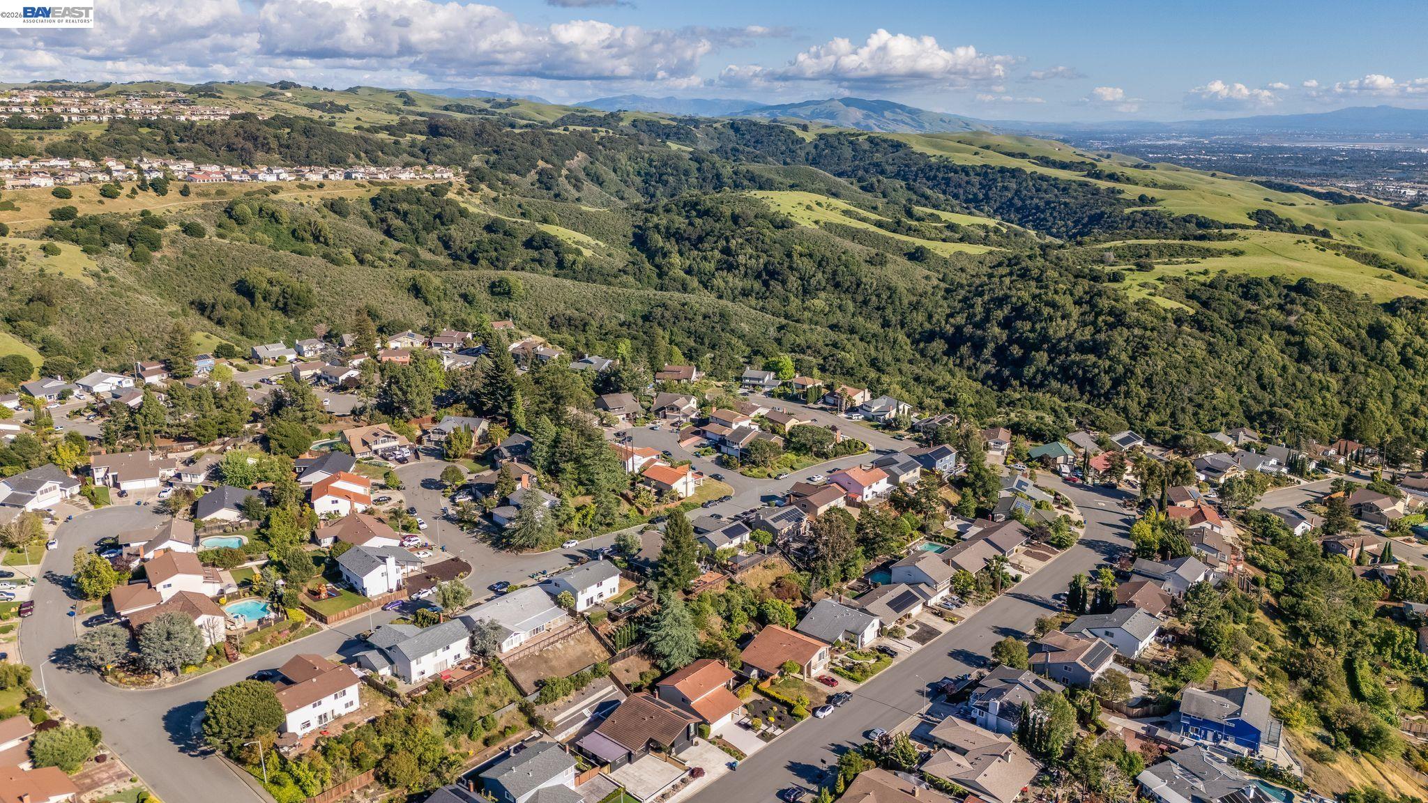 Detail Gallery Image 55 of 56 For 27966 El Portal Dr, Hayward,  CA 94542 - 4 Beds | 2/1 Baths