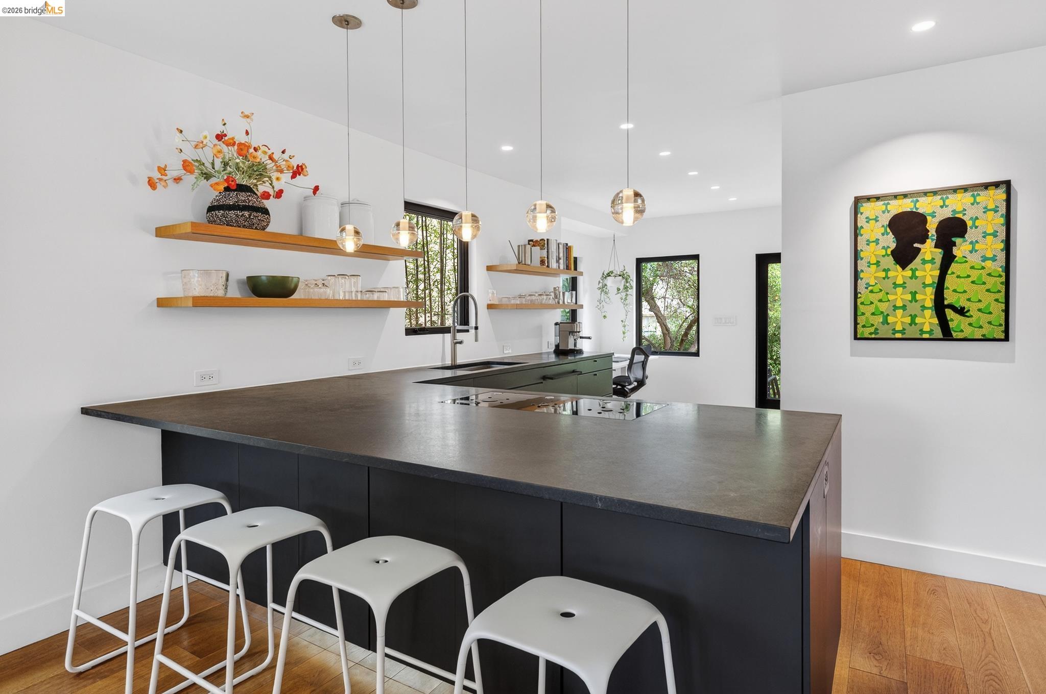 Detail Gallery Image 20 of 50 For 2155 Emerson Street, Berkeley,  CA 94705 - 2 Beds | 1 Baths