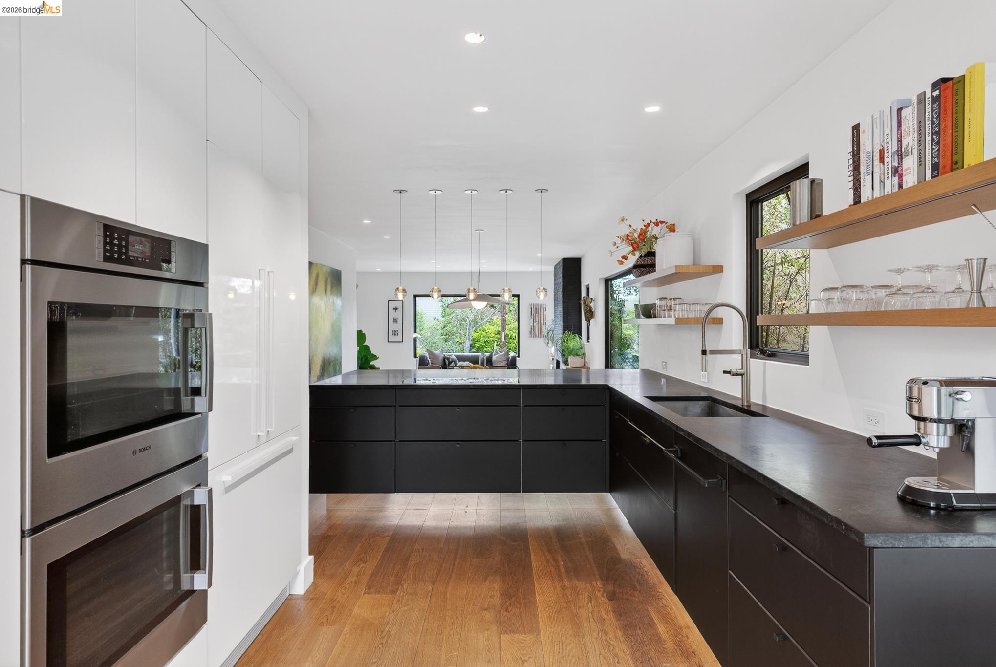 Detail Gallery Image 21 of 50 For 2155 Emerson Street, Berkeley,  CA 94705 - 2 Beds | 1 Baths