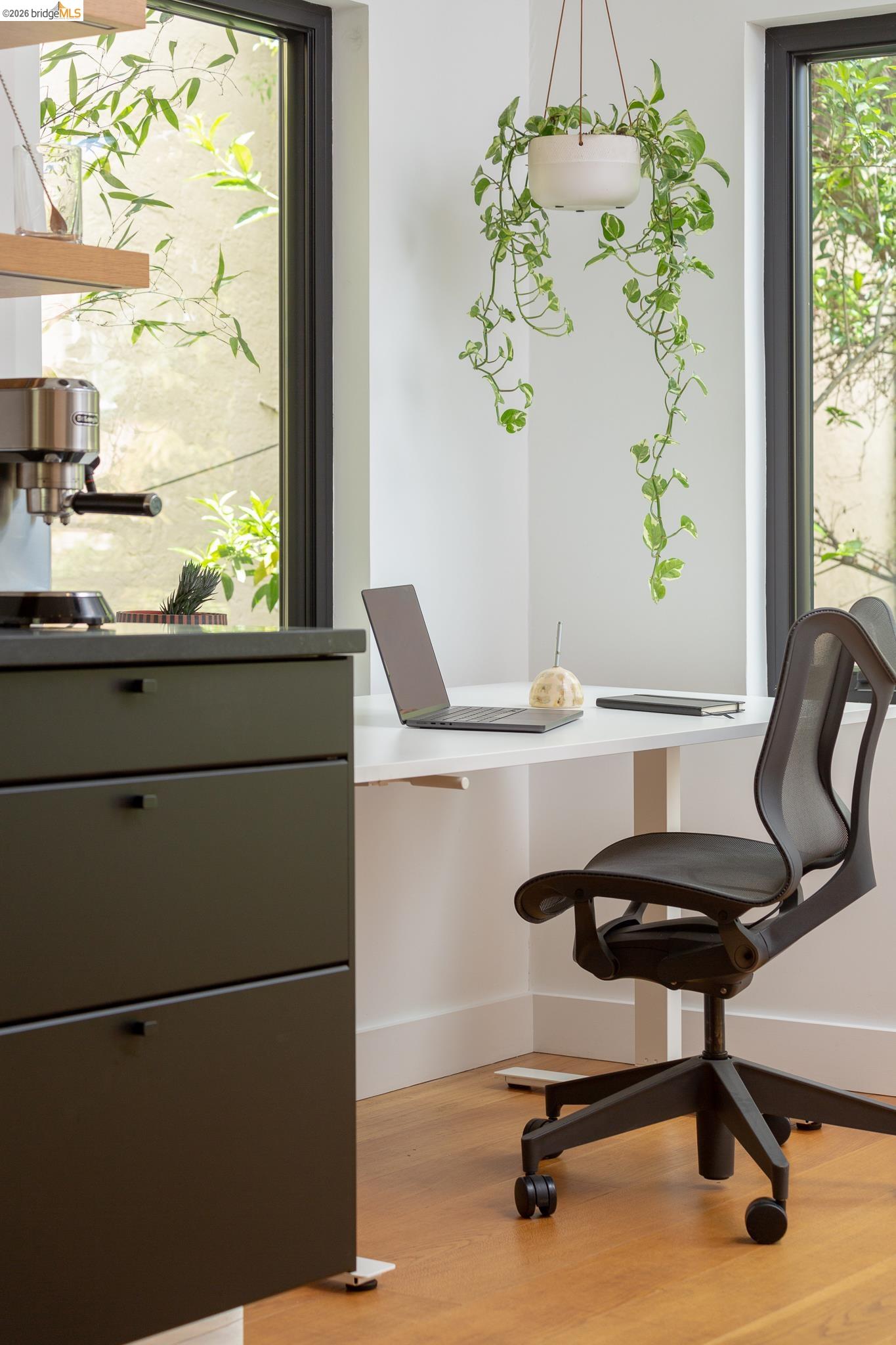 Detail Gallery Image 27 of 50 For 2155 Emerson Street, Berkeley,  CA 94705 - 2 Beds | 1 Baths