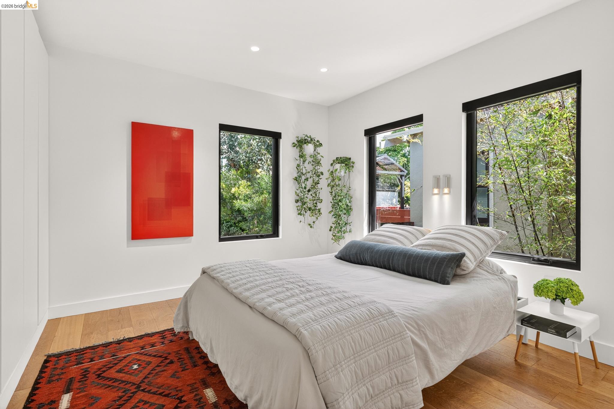 Detail Gallery Image 28 of 50 For 2155 Emerson Street, Berkeley,  CA 94705 - 2 Beds | 1 Baths