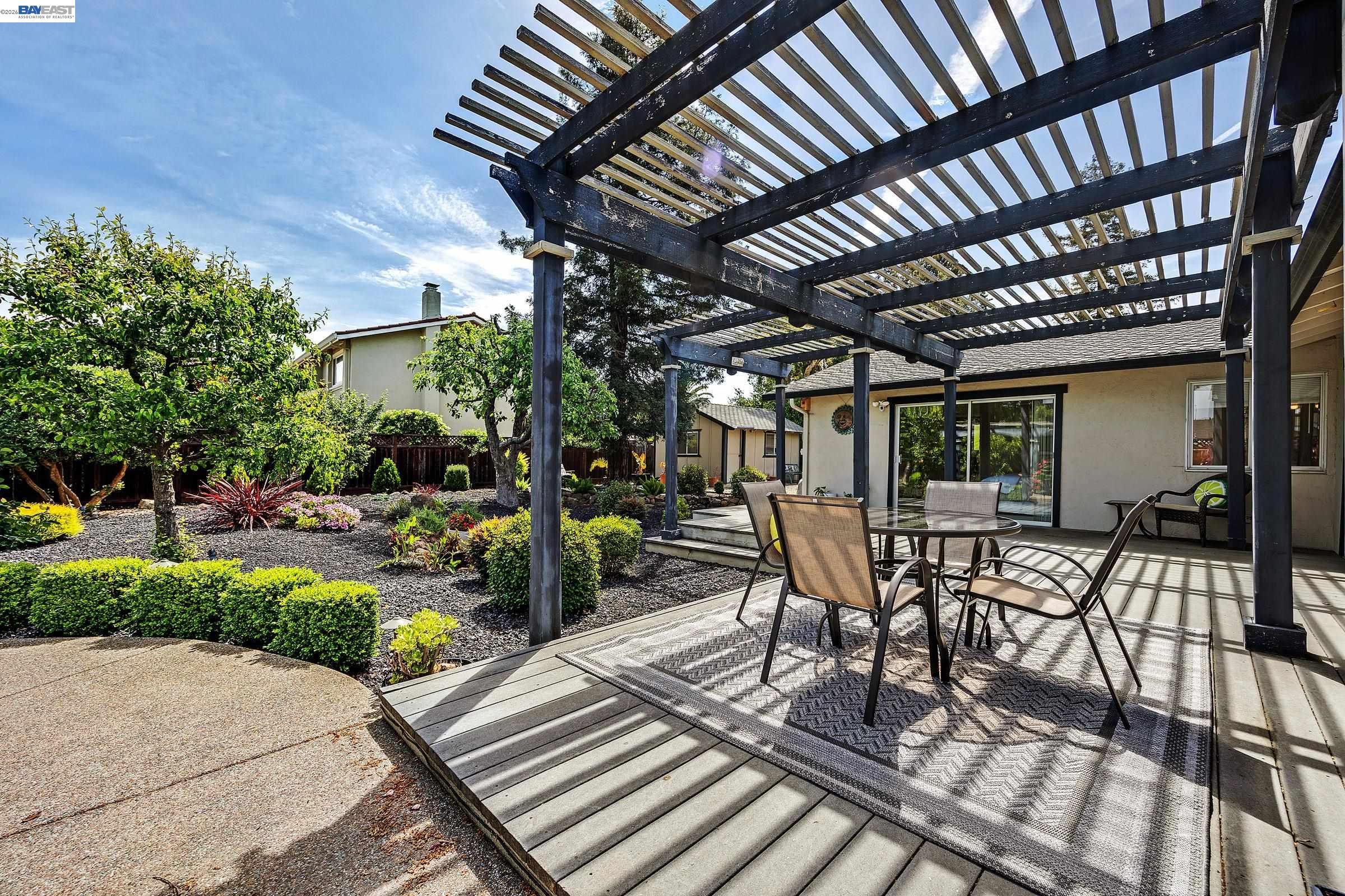 Detail Gallery Image 36 of 50 For 1926 Neptune Rd, Livermore,  CA 94550 - 5 Beds | 2 Baths