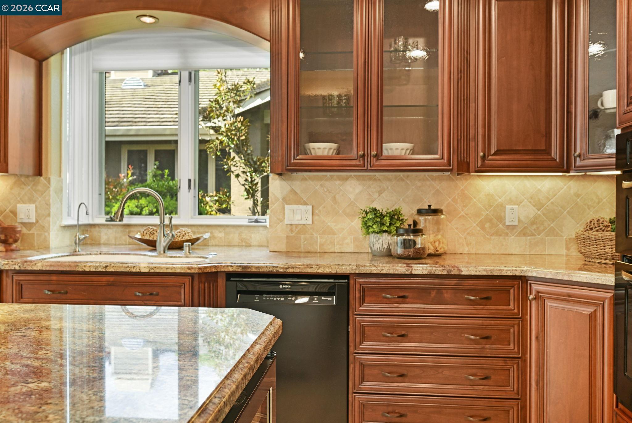 Detail Gallery Image 15 of 49 For 7830 Medinah Ct, Pleasanton,  CA 94588 - 3 Beds | 2/1 Baths