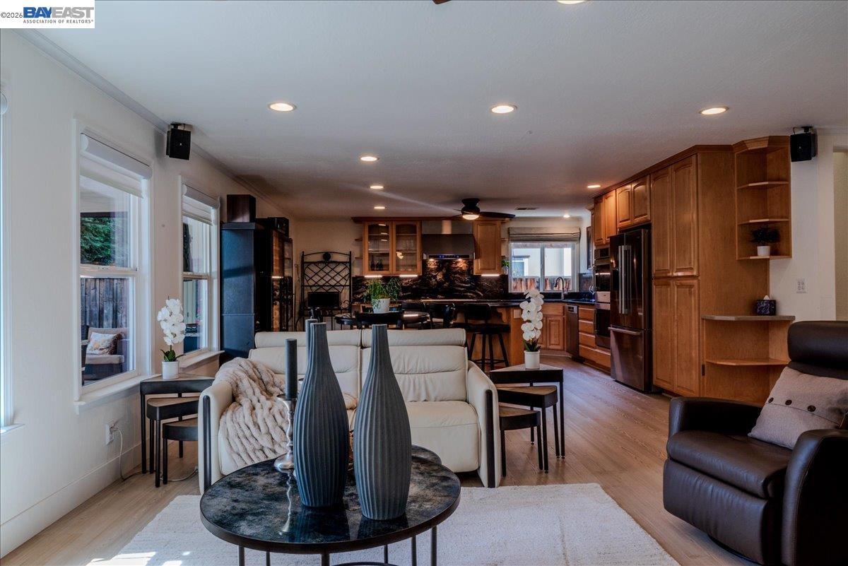 Detail Gallery Image 19 of 63 For 4767 Lantana Ave, Livermore,  CA 94551 - 4 Beds | 4 Baths