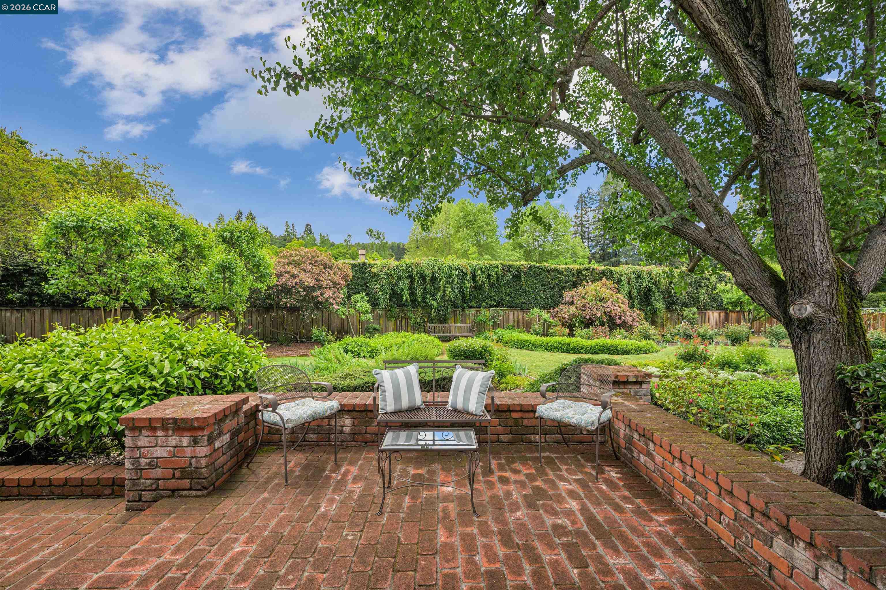 3814 Happy Valley Rd, Lafayette, CA, 94549