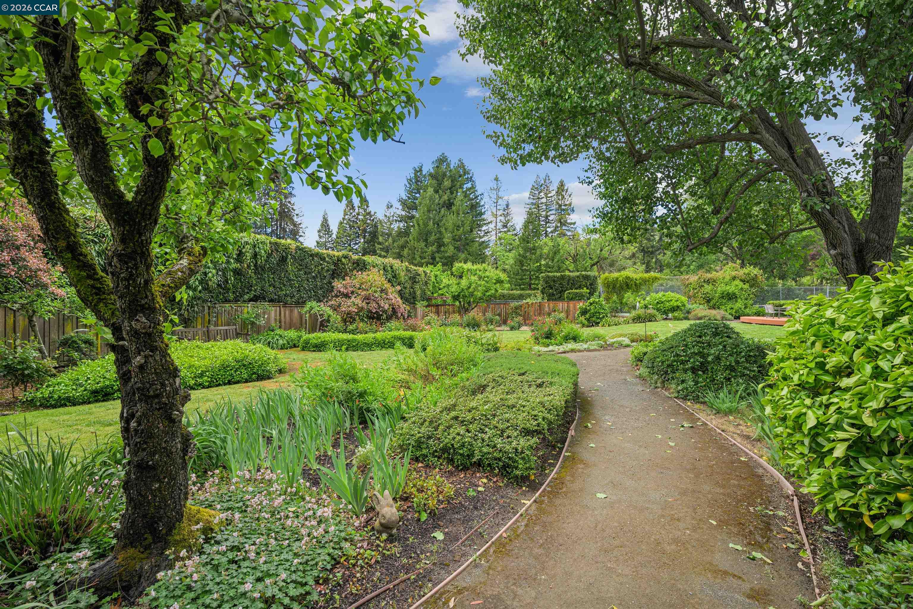 3814 Happy Valley Rd, Lafayette, CA, 94549