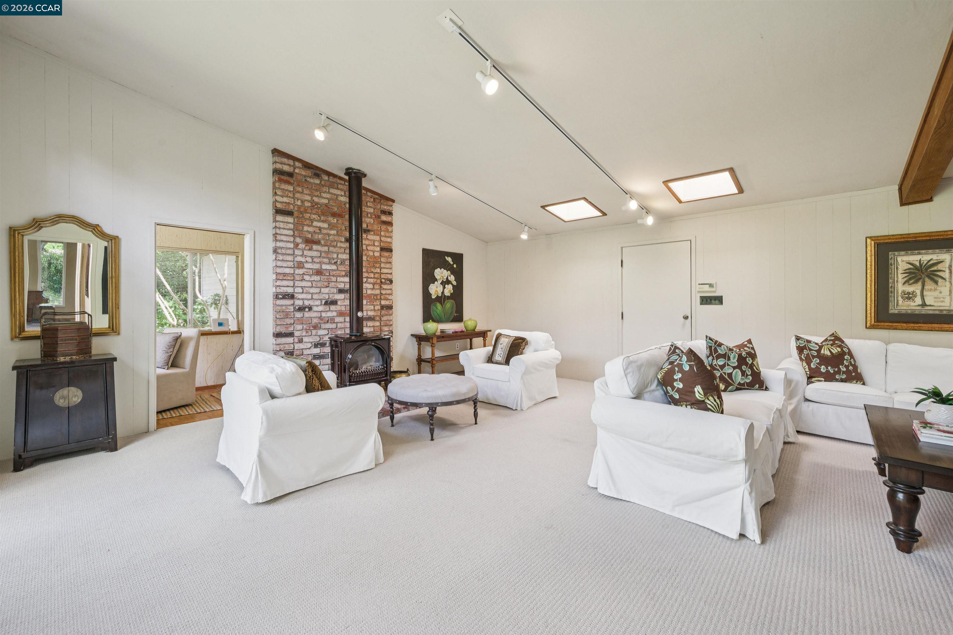 3814 Happy Valley Rd, Lafayette, CA, 94549