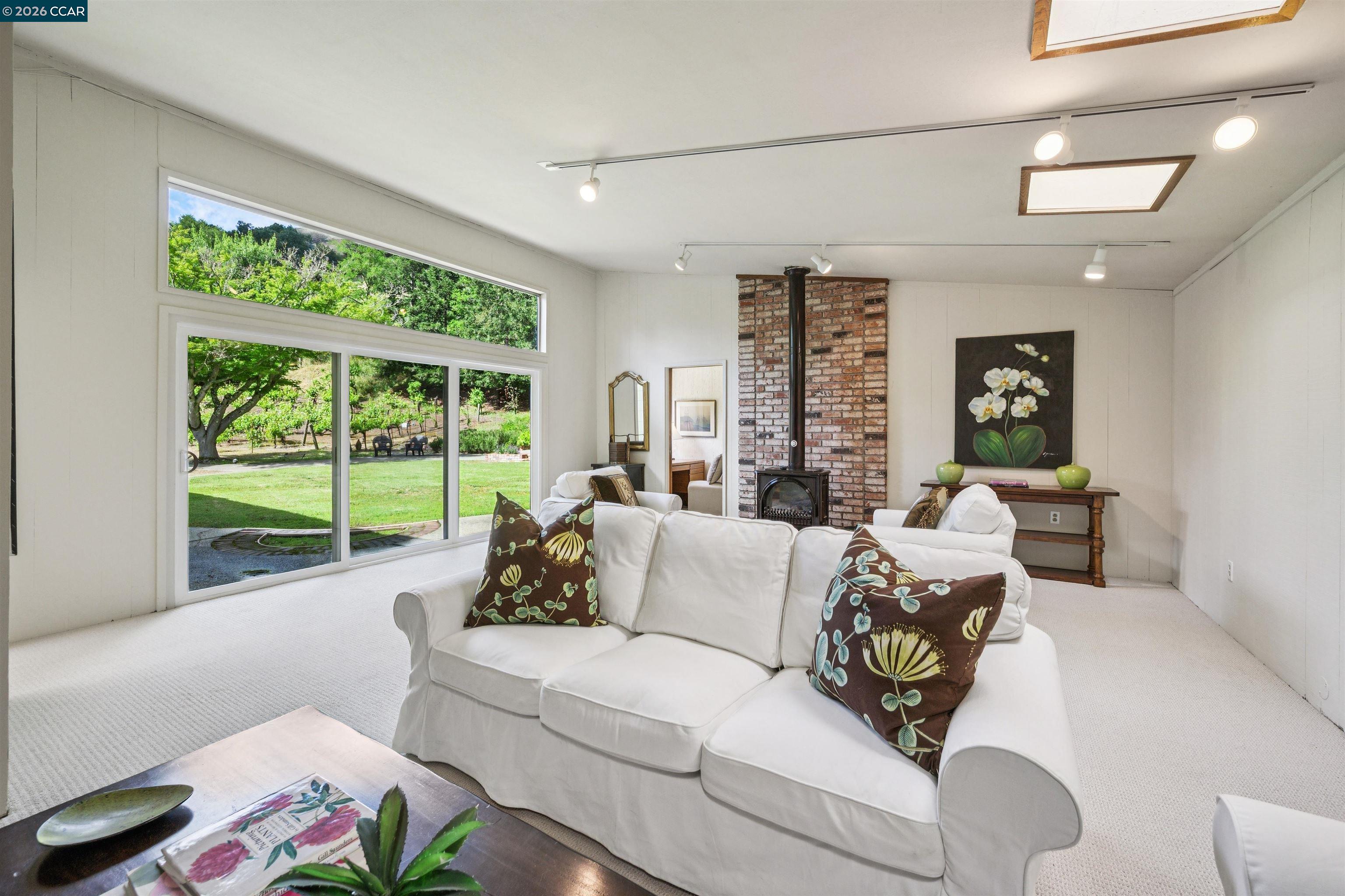 3814 Happy Valley Rd, Lafayette, CA, 94549