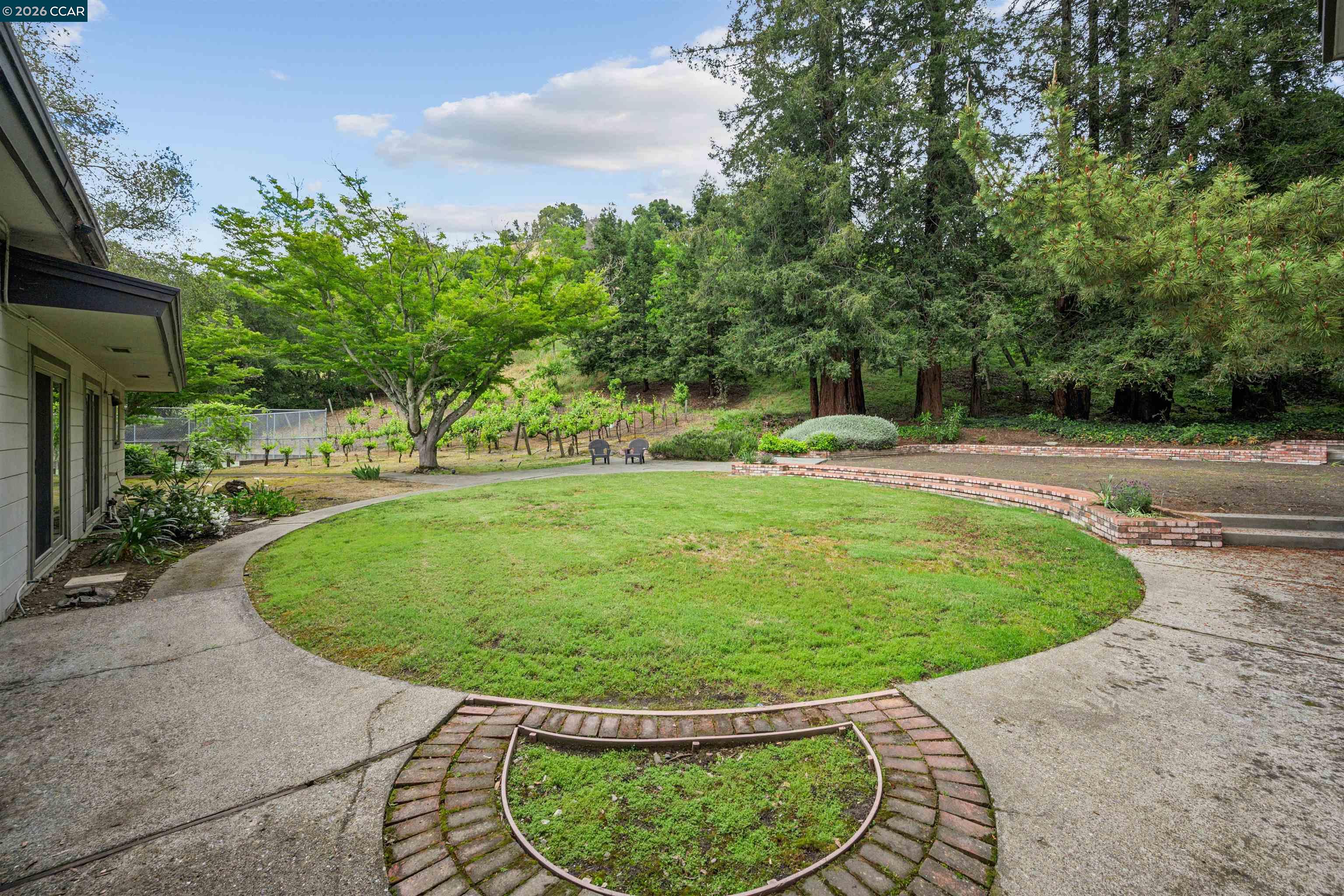 3814 Happy Valley Rd, Lafayette, CA, 94549