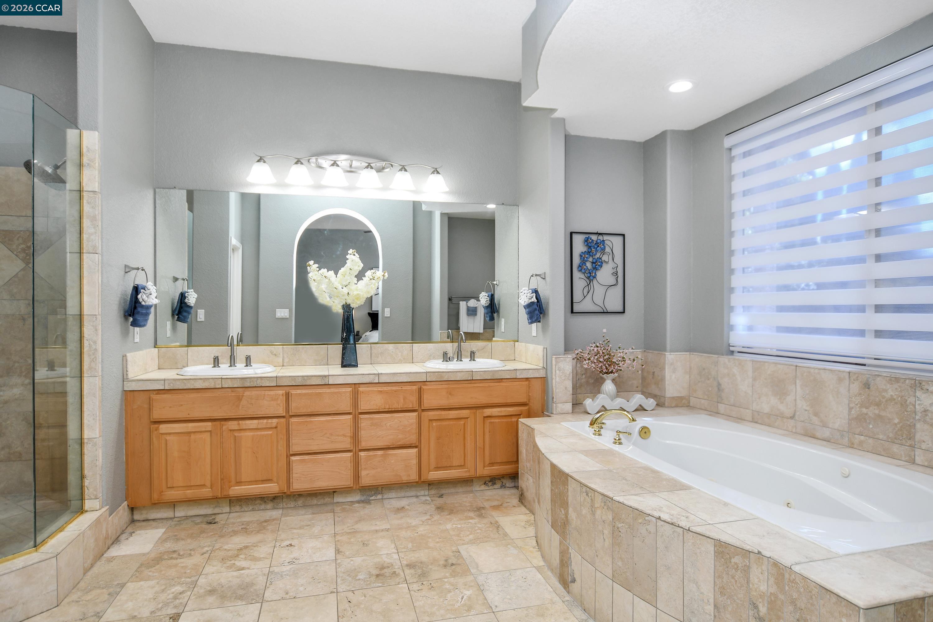 Detail Gallery Image 17 of 41 For 204 Chaps Ct, Oakley,  CA 94561 - 5 Beds | 3 Baths