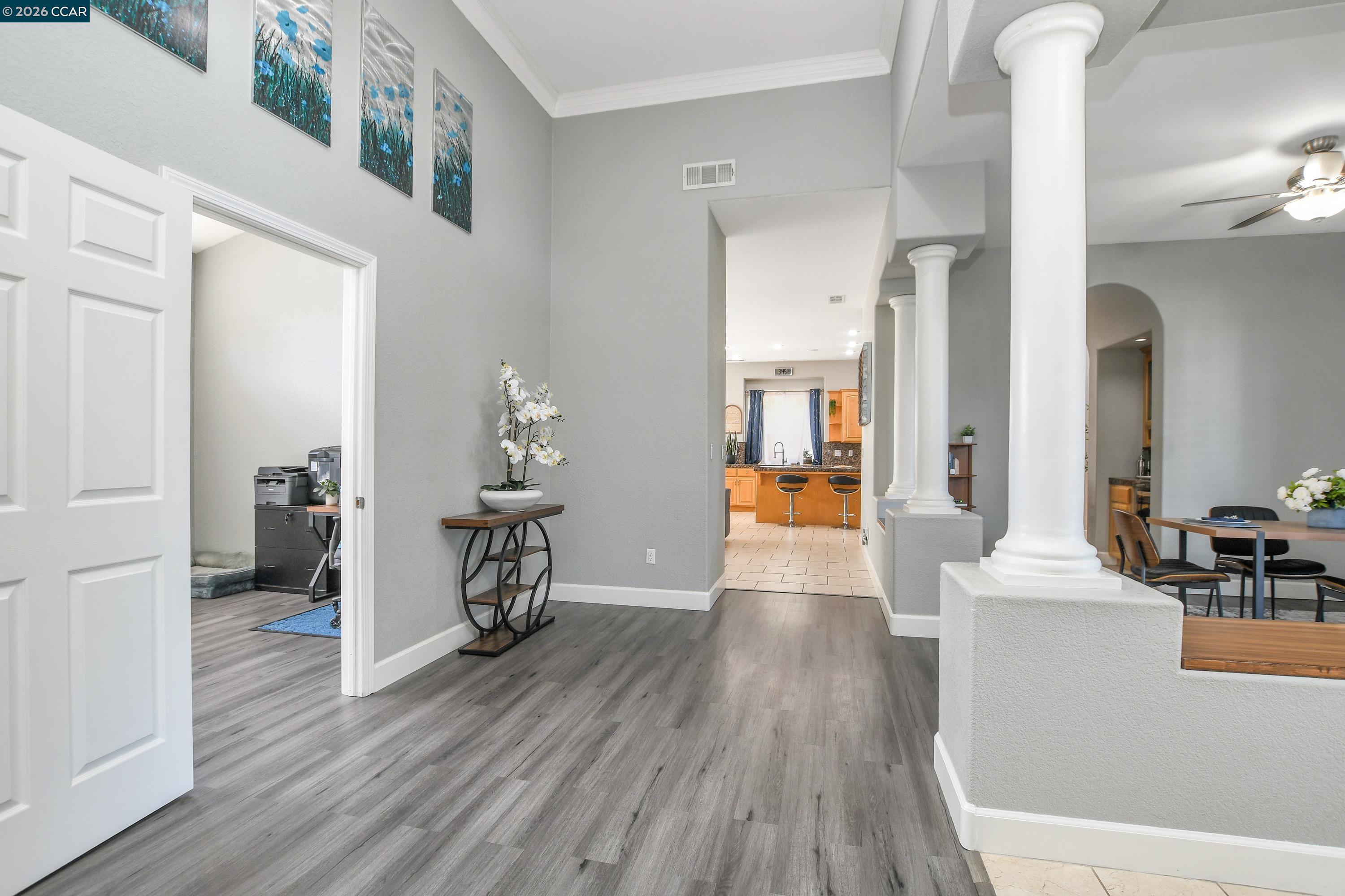 Detail Gallery Image 5 of 41 For 204 Chaps Ct, Oakley,  CA 94561 - 5 Beds | 3 Baths