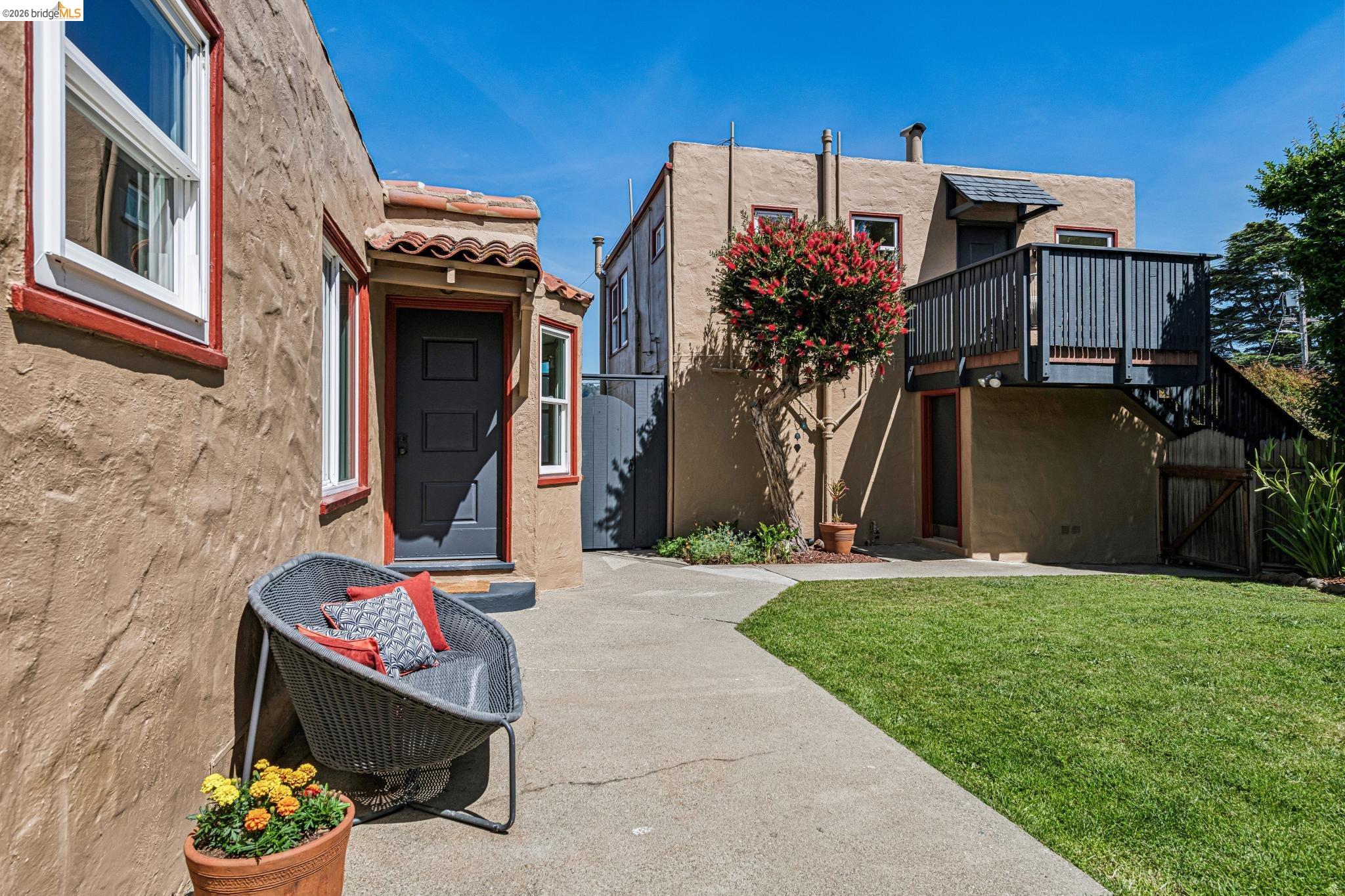 Detail Gallery Image 11 of 86 For 5705 Panama Ave, Richmond,  CA 94804 - – Beds | – Baths