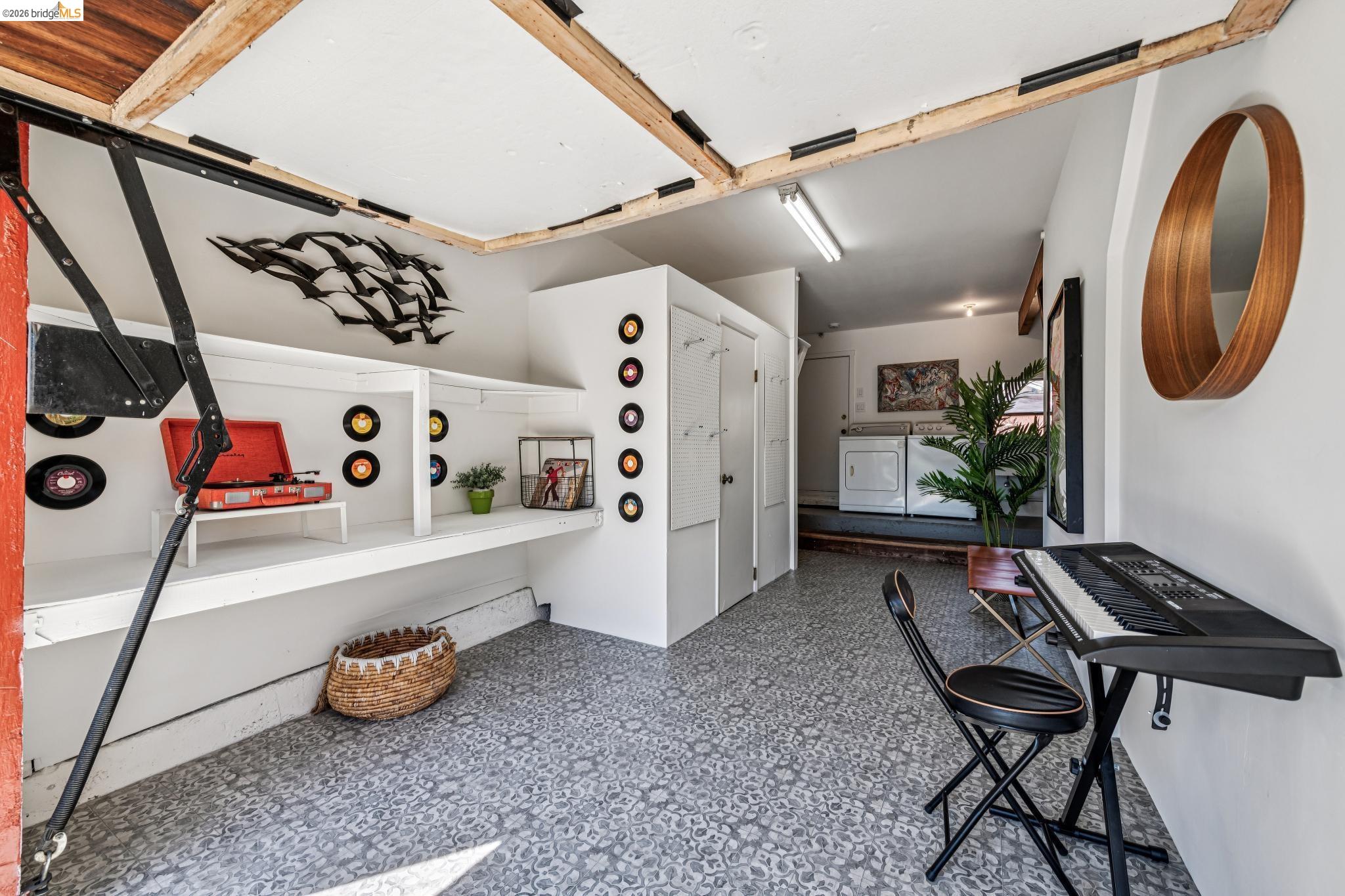 Detail Gallery Image 65 of 86 For 5705 Panama Ave, Richmond,  CA 94804 - 3 Beds | 2/1 Baths