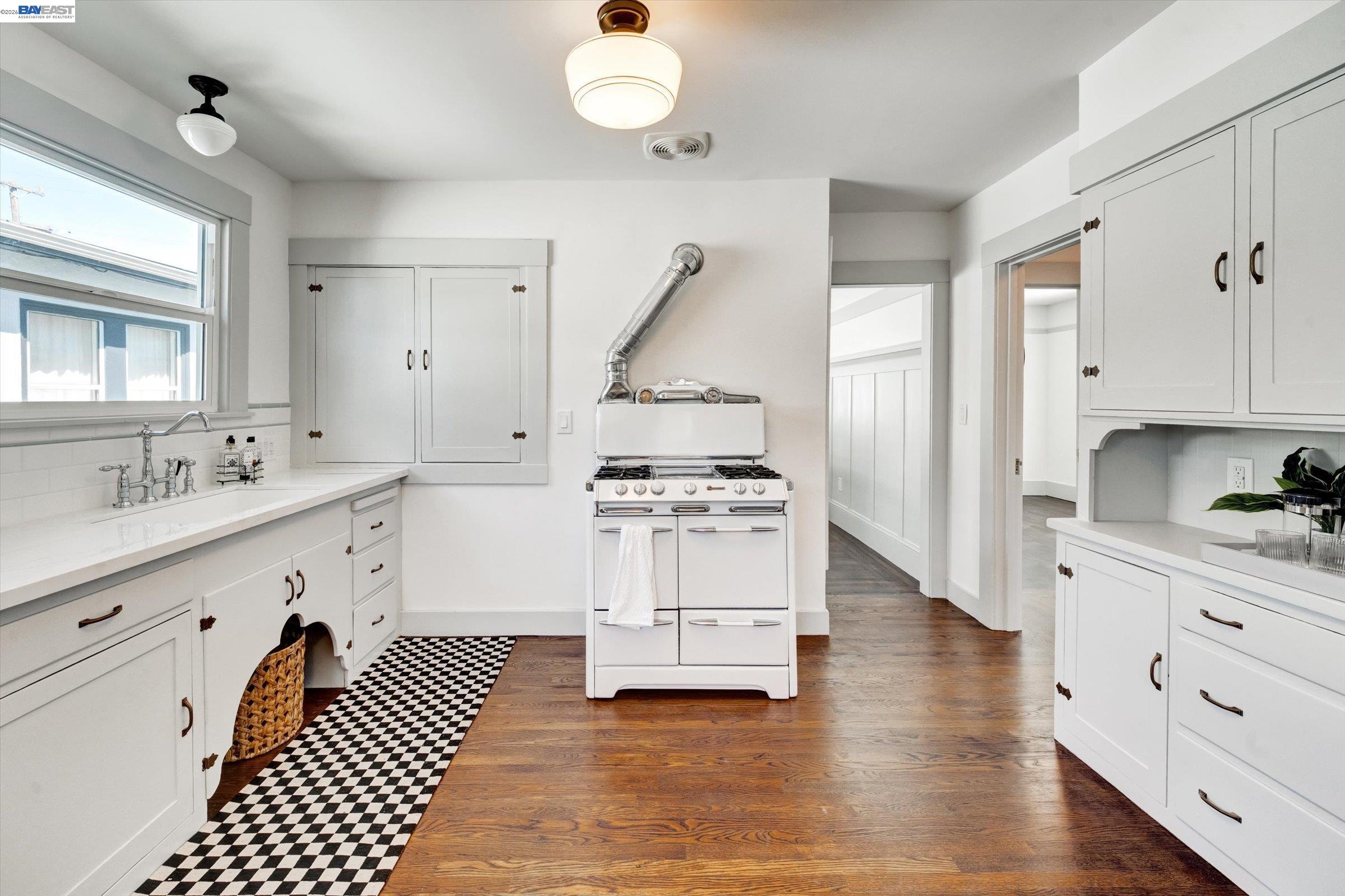 4241 Suter St, Oakland, CA, 94619