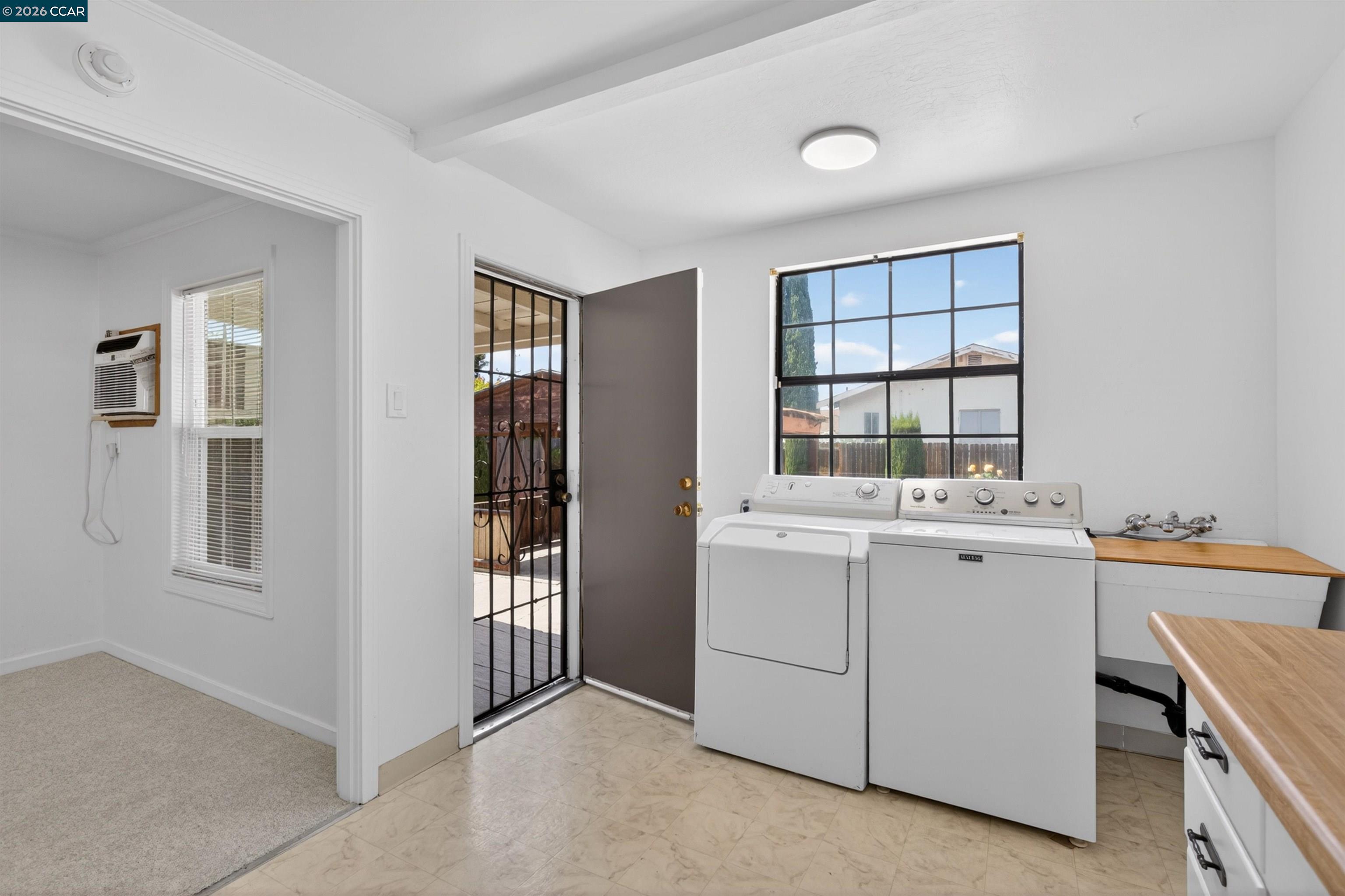 Detail Gallery Image 13 of 20 For 2406 D St, Antioch,  CA 94509 - 2 Beds | 1 Baths