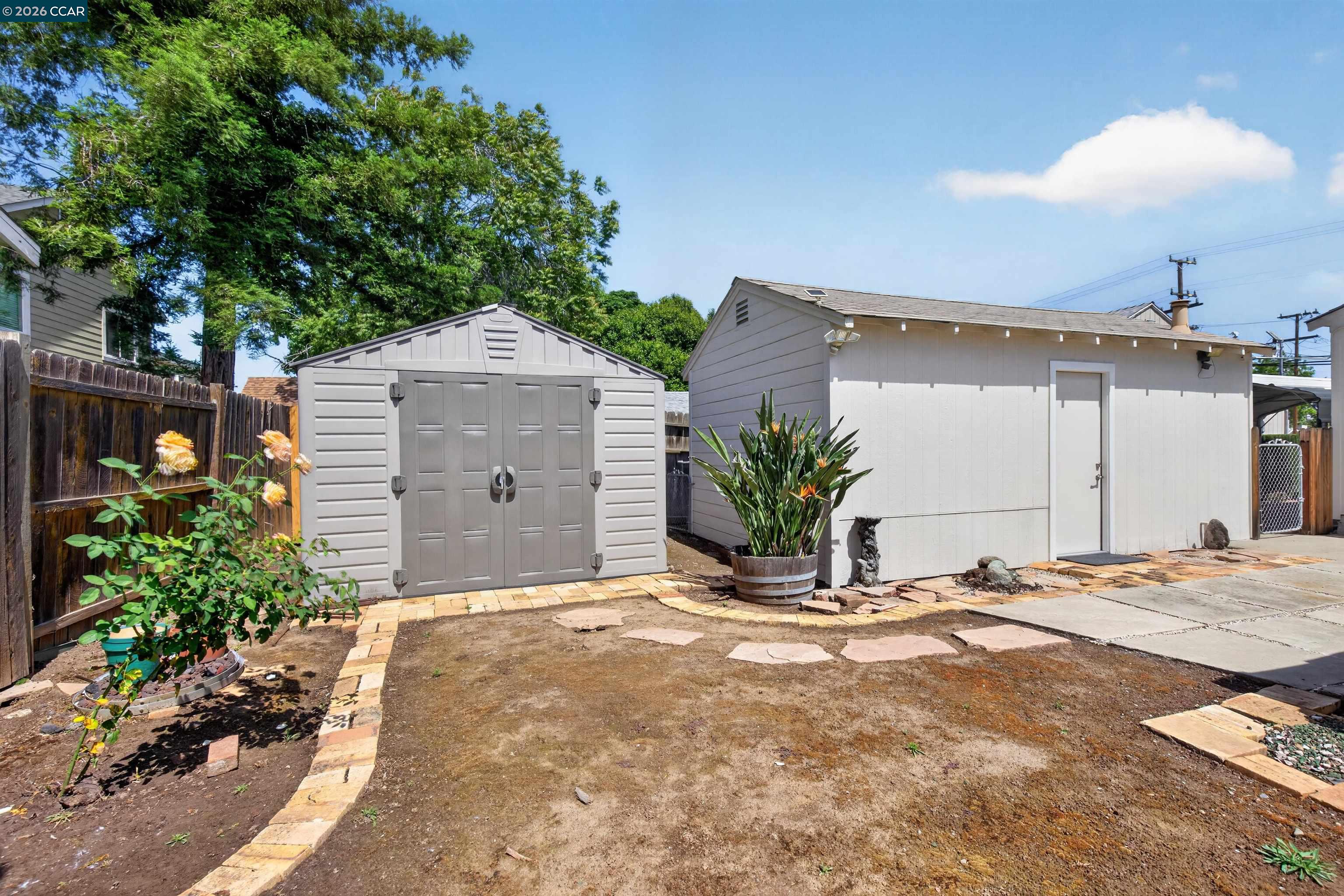 Detail Gallery Image 17 of 20 For 2406 D St, Antioch,  CA 94509 - 2 Beds | 1 Baths