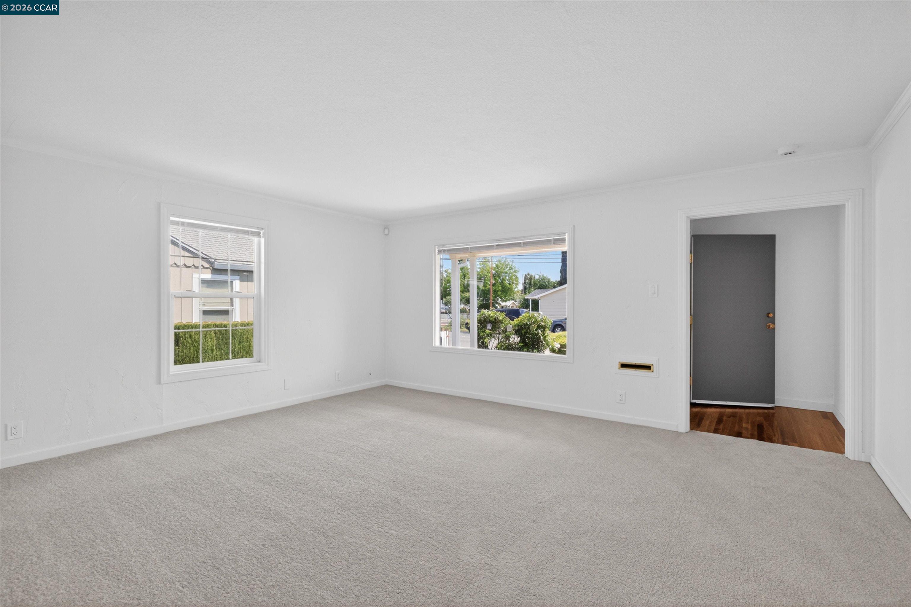 Detail Gallery Image 6 of 20 For 2406 D St, Antioch,  CA 94509 - 2 Beds | 1 Baths