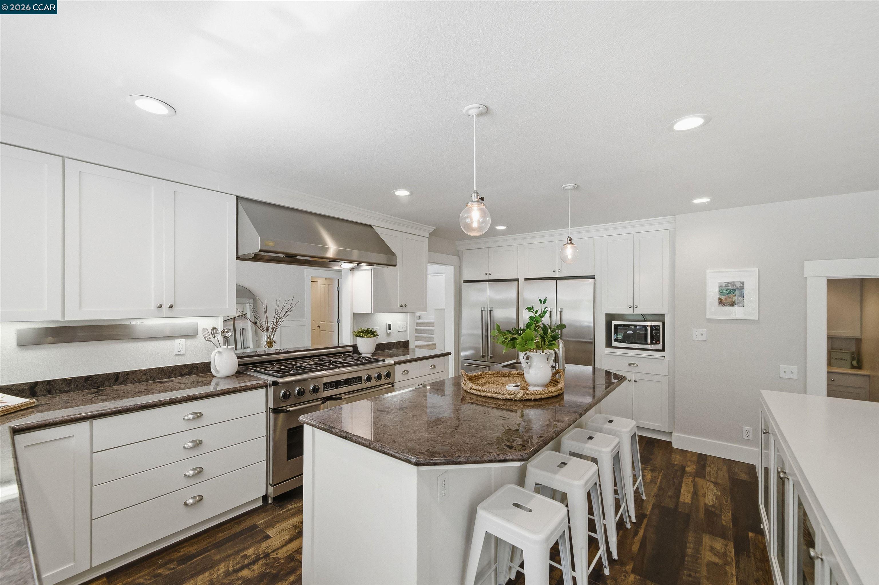 246 Overhill Rd, Orinda, CA, 94563