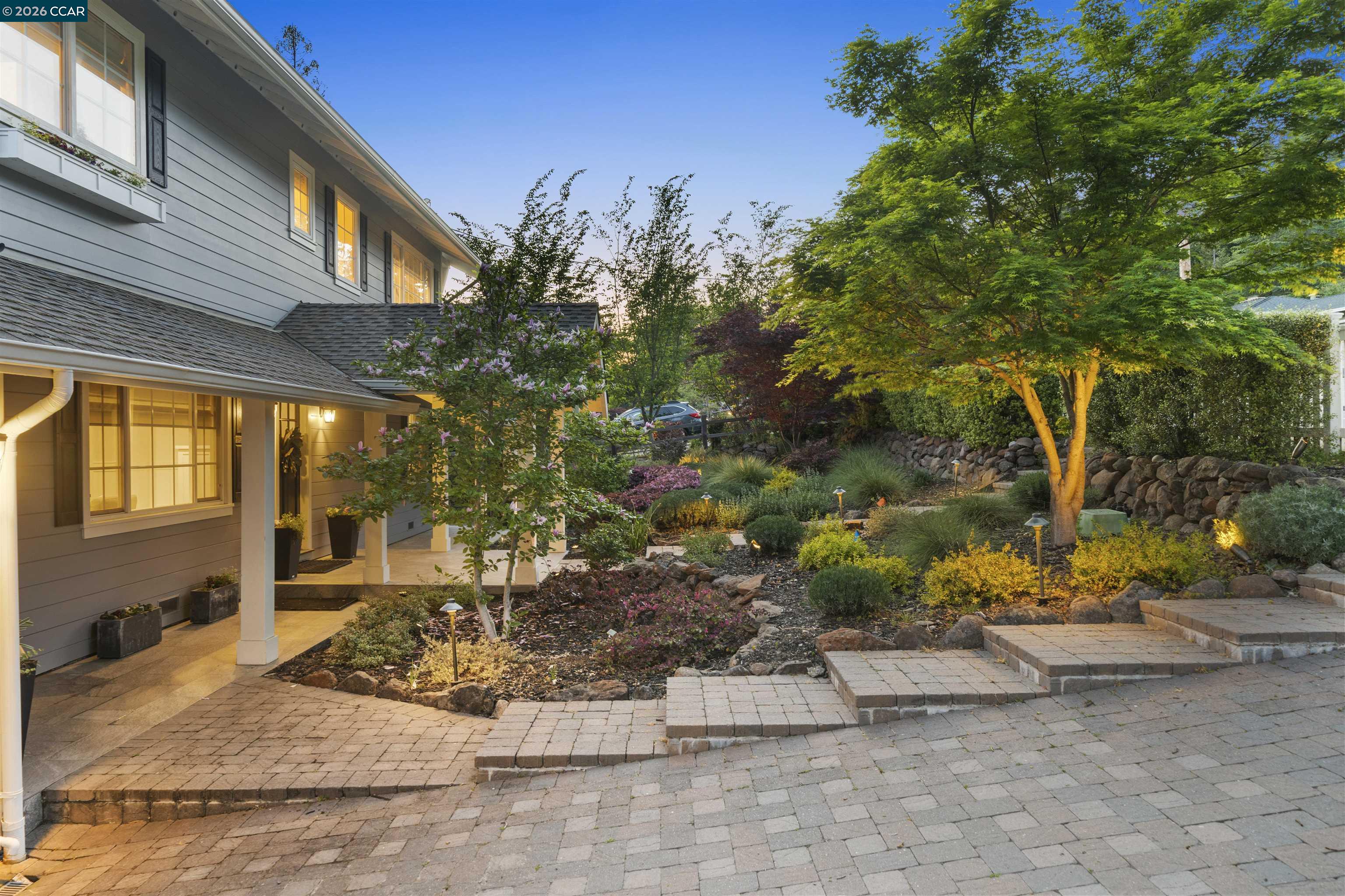 246 Overhill Rd, Orinda, CA, 94563