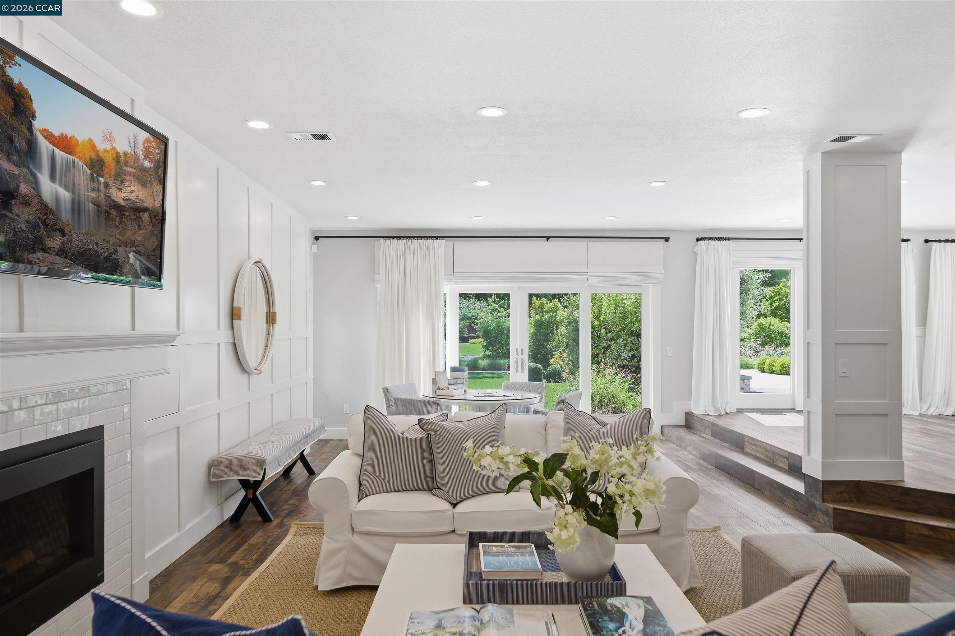 246 Overhill Rd, Orinda, CA, 94563