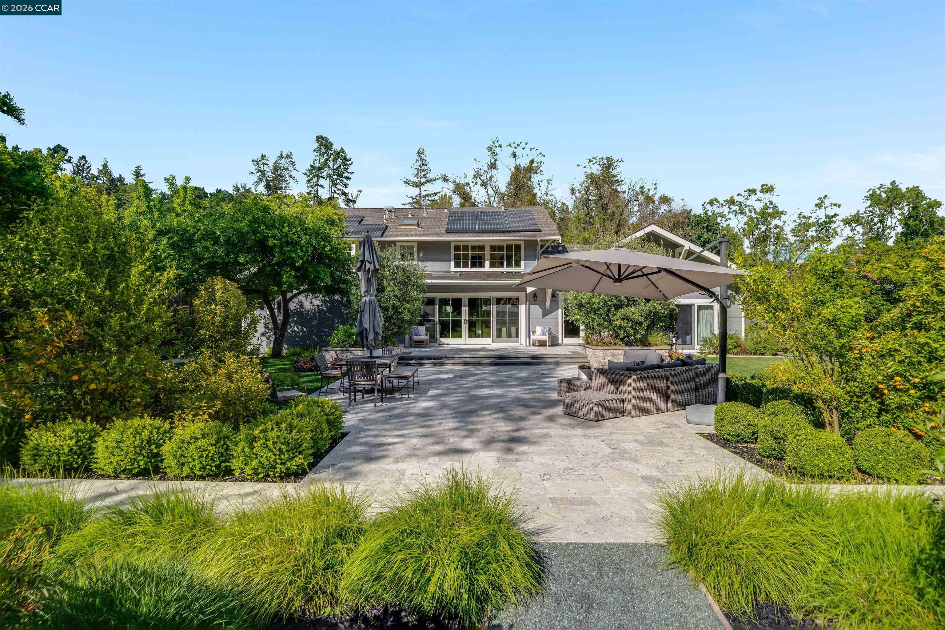 246 Overhill Rd, Orinda, CA, 94563