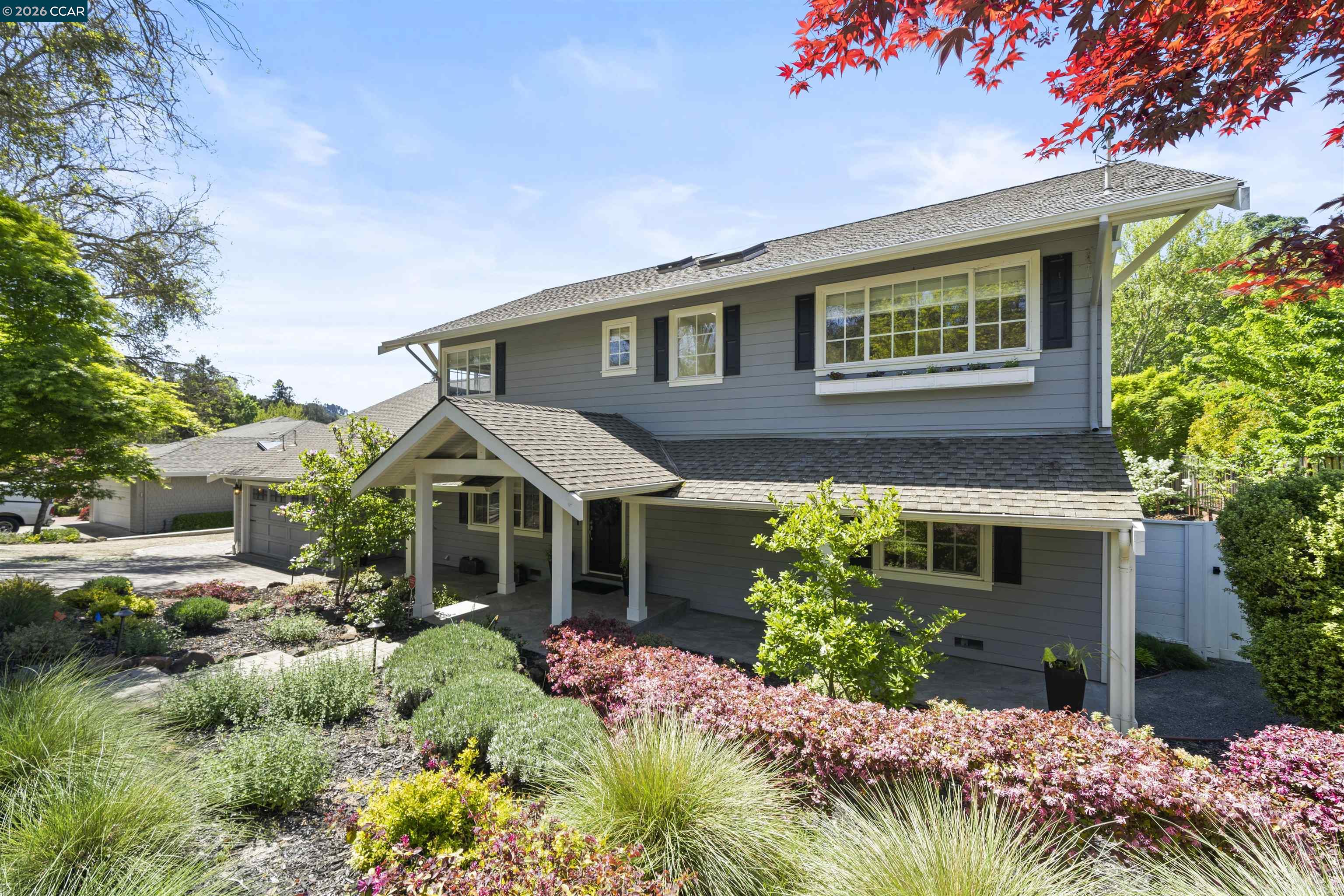 246 Overhill Rd, Orinda, CA, 94563