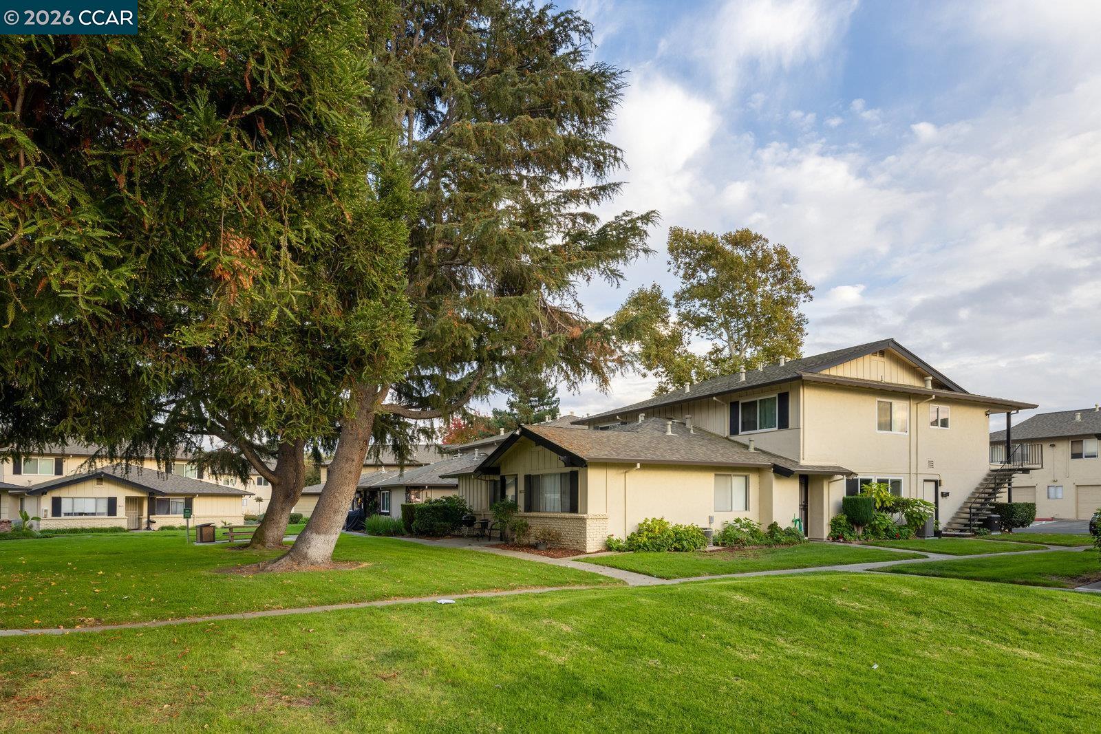 1033 Mohr Ln UNIT D, Concord, CA, 94518