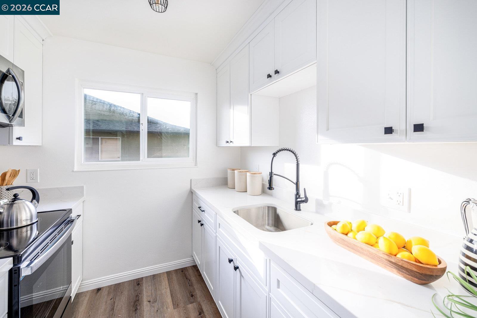 1033 Mohr Ln UNIT D, Concord, CA, 94518