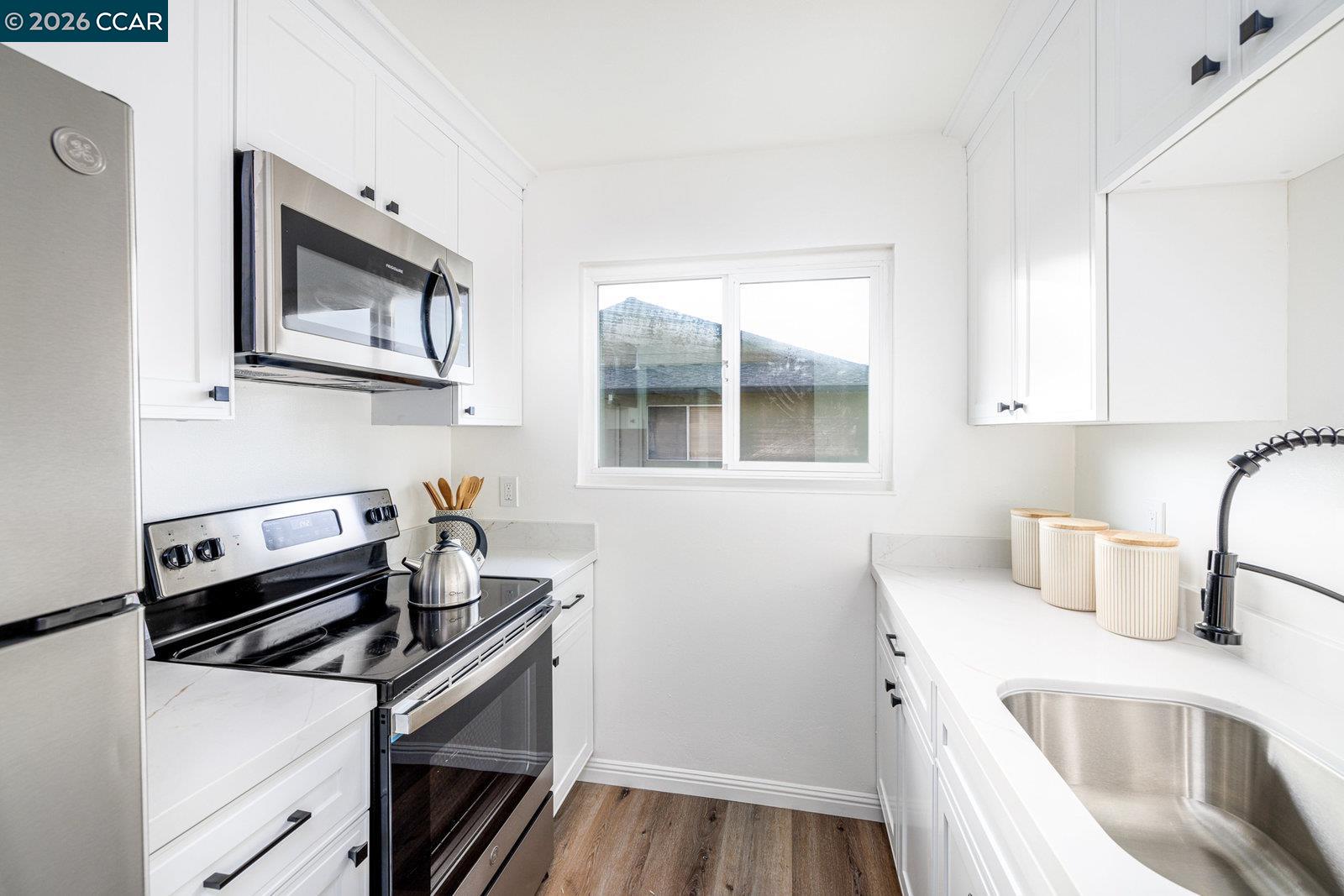 1033 Mohr Ln UNIT D, Concord, CA, 94518