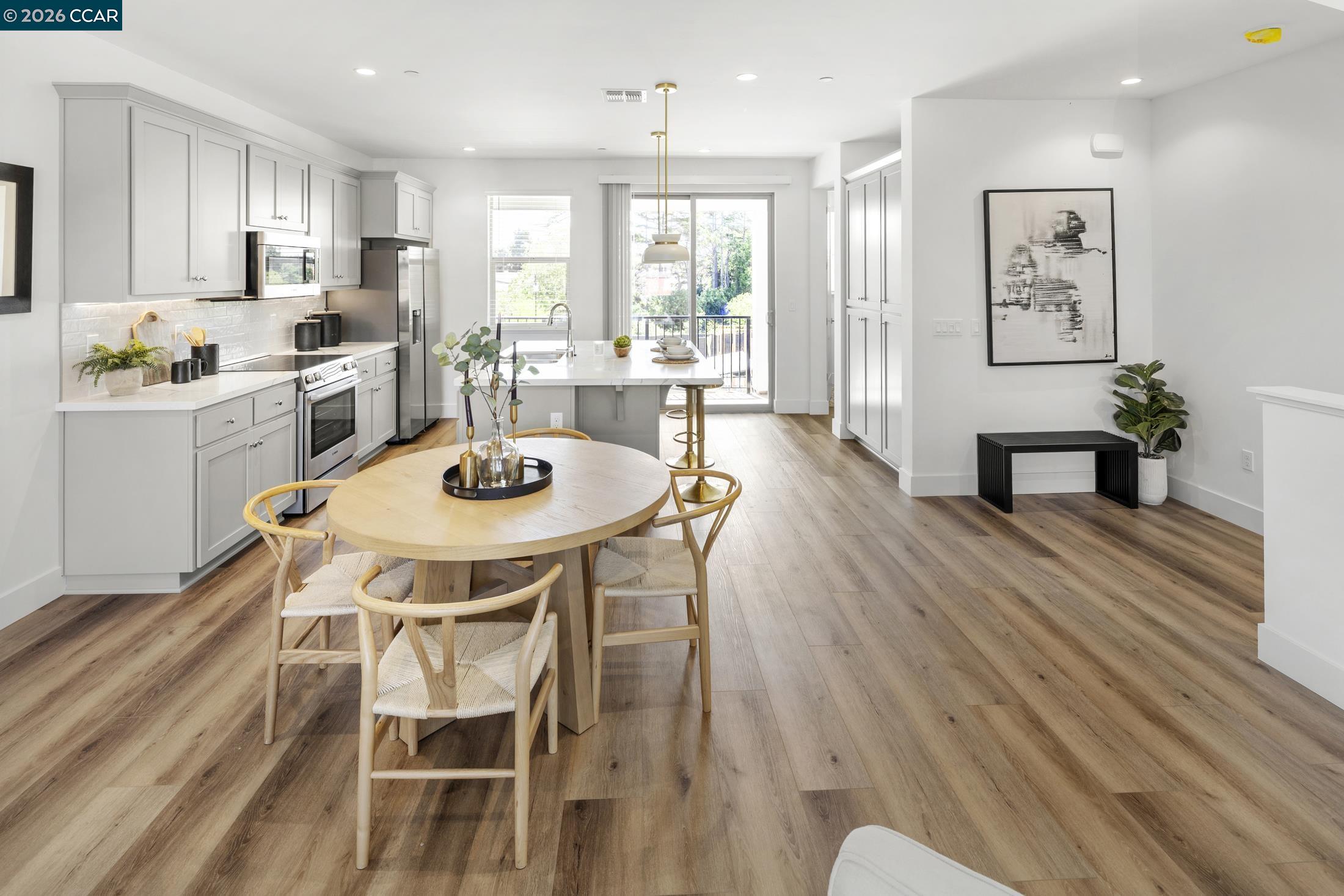 Detail Gallery Image 21 of 46 For 2816 Chattleton Lane, San Pablo,  CA 94806 - 3 Beds | 2/2 Baths