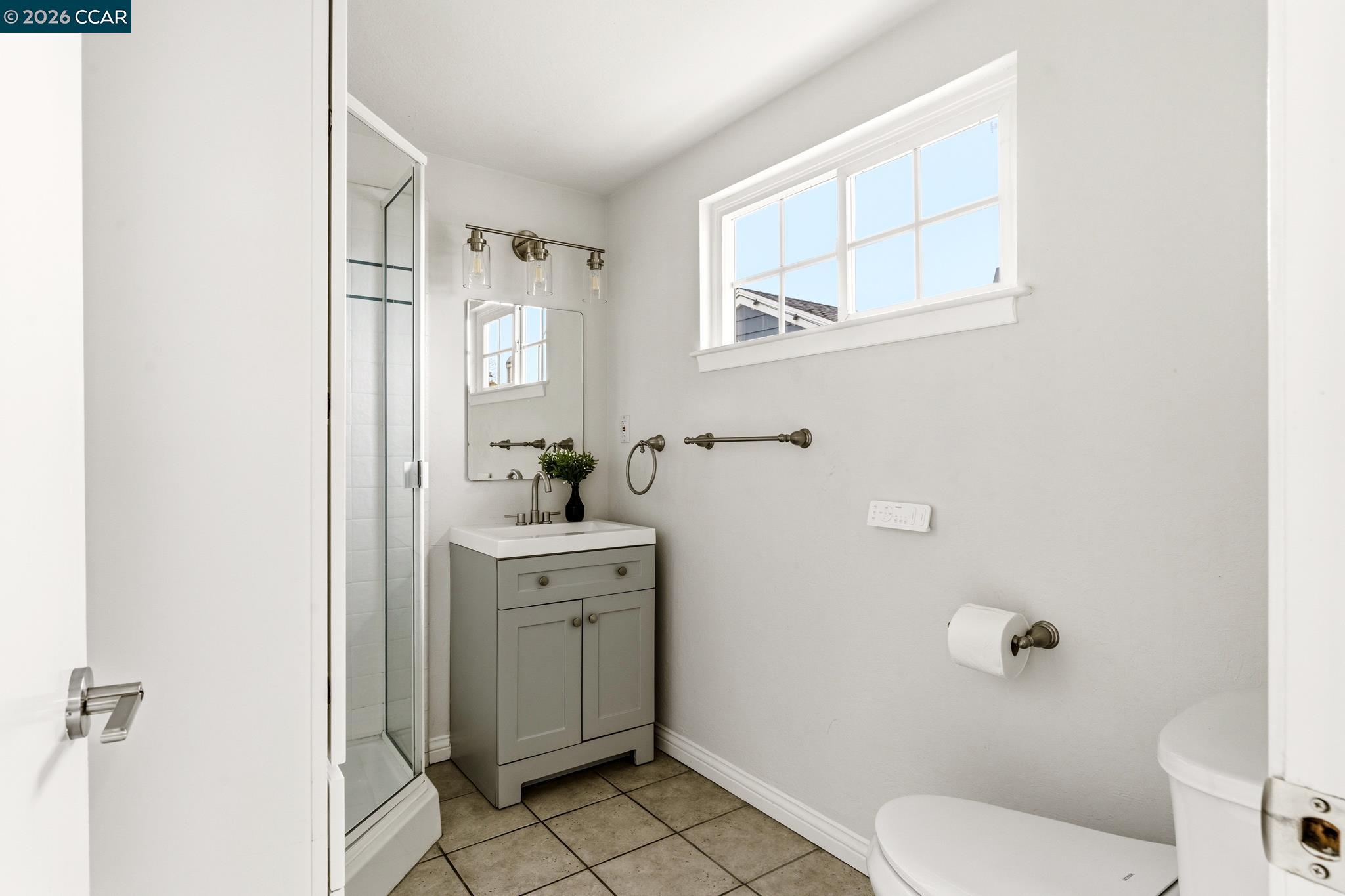 Detail Gallery Image 37 of 59 For 1172 Peralta Rd, Pacifica,  CA 94044 - 3 Beds | 2 Baths