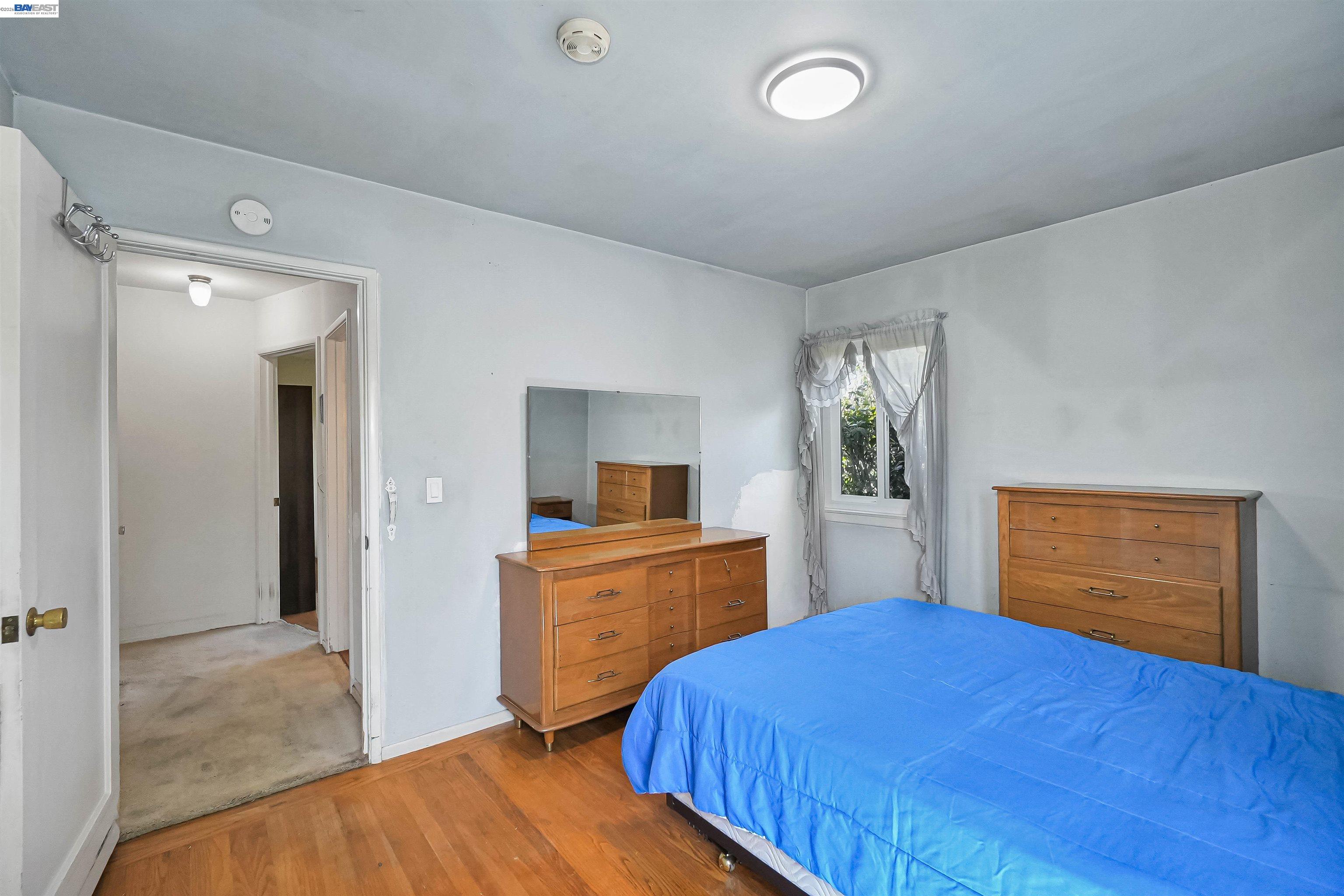 Detail Gallery Image 14 of 60 For 26462 Stanwood Ave, Hayward,  CA 94544 - 4 Beds | 2 Baths