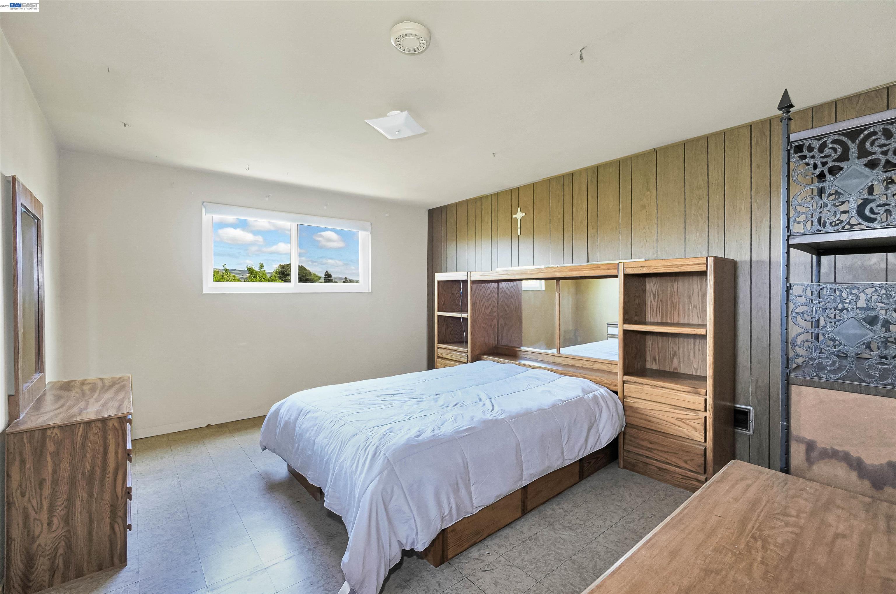 Detail Gallery Image 19 of 60 For 26462 Stanwood Ave, Hayward,  CA 94544 - 4 Beds | 2 Baths