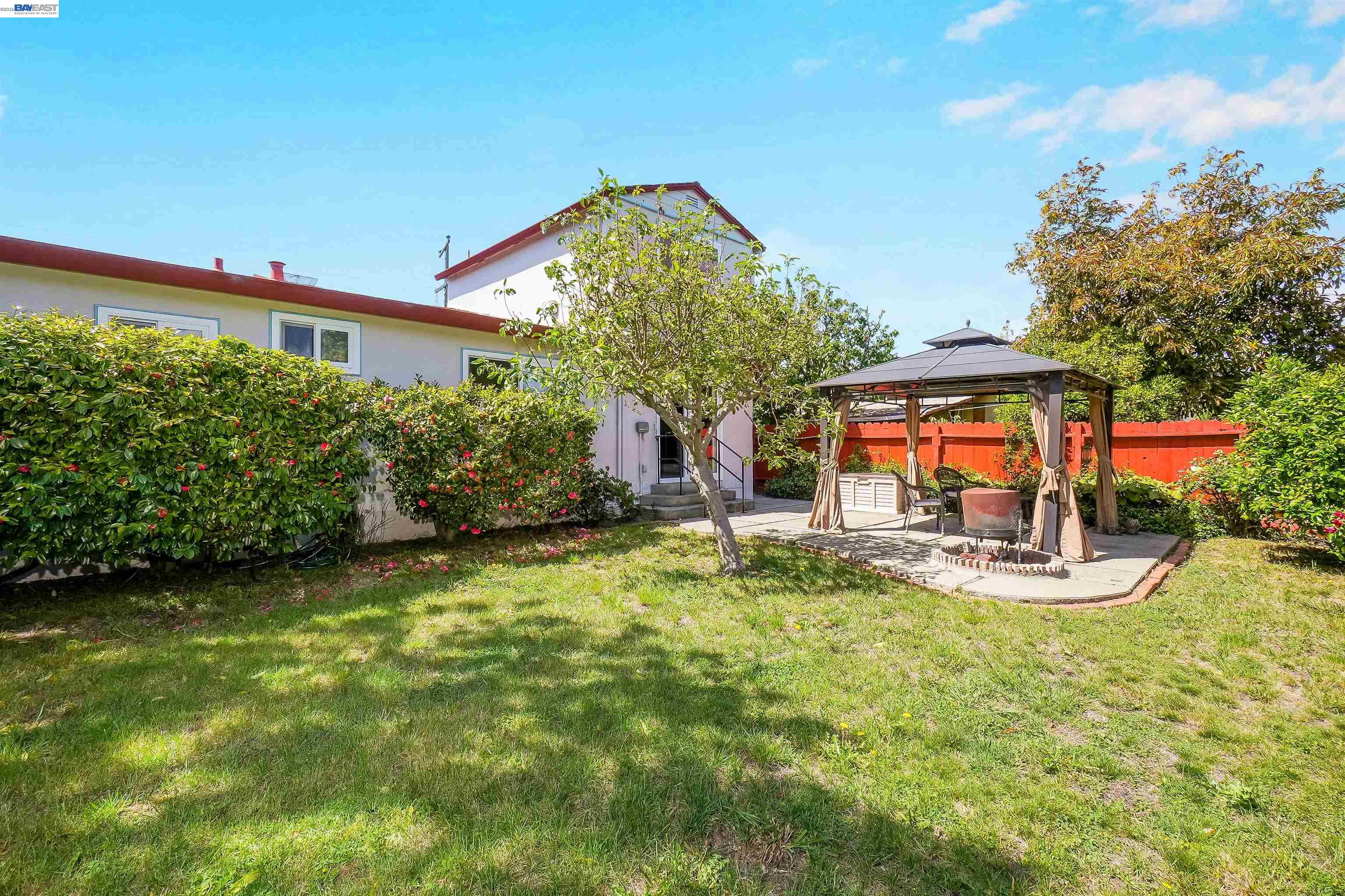 Detail Gallery Image 26 of 60 For 26462 Stanwood Ave, Hayward,  CA 94544 - 4 Beds | 2 Baths