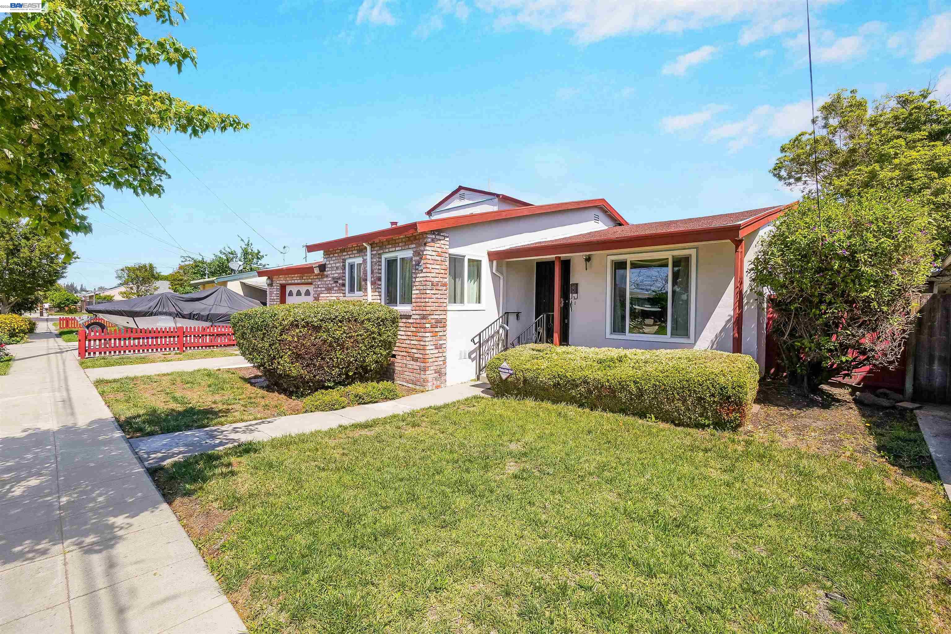 Detail Gallery Image 37 of 60 For 26462 Stanwood Ave, Hayward,  CA 94544 - 4 Beds | 2 Baths