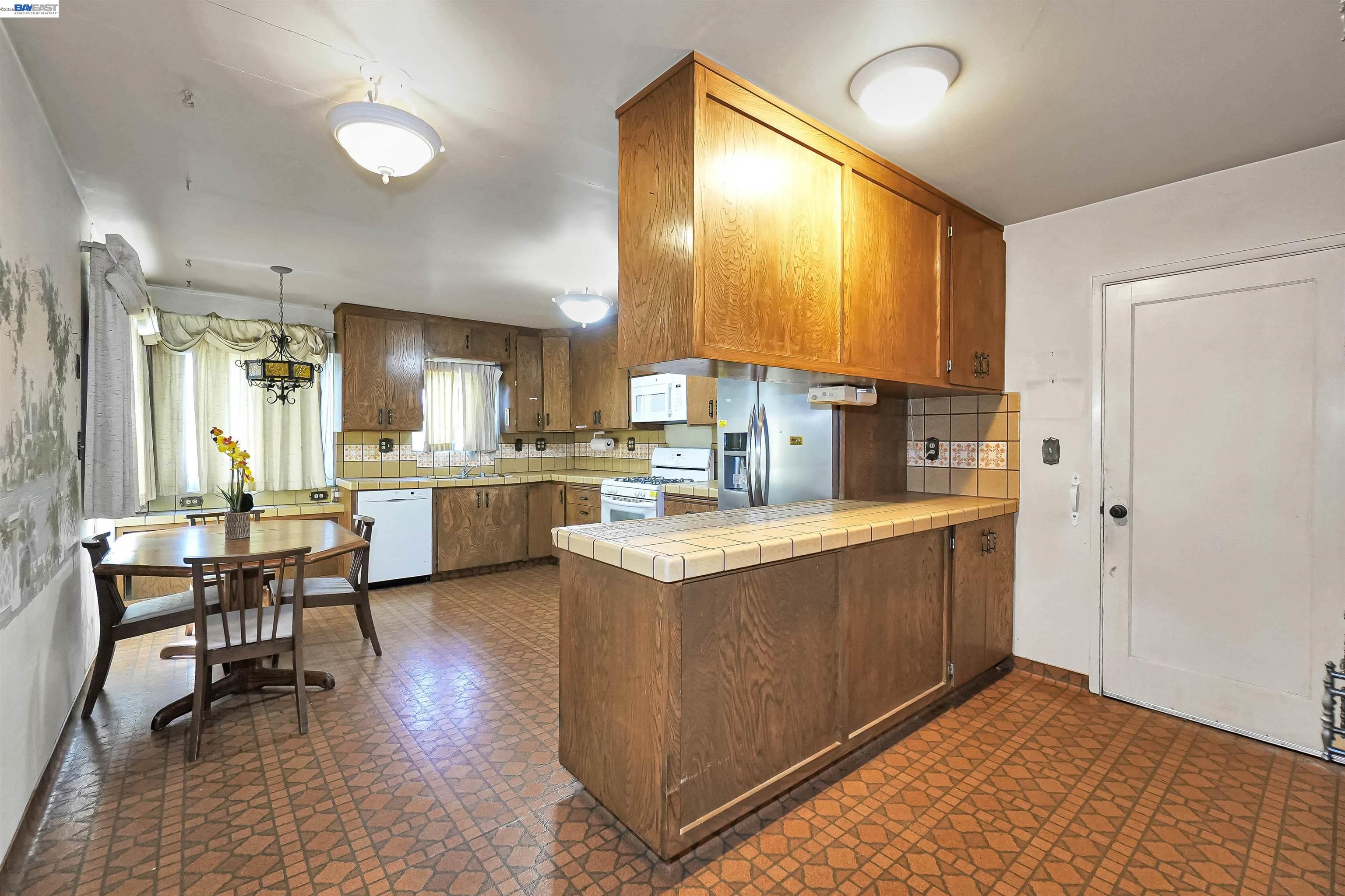 Detail Gallery Image 44 of 60 For 26462 Stanwood Ave, Hayward,  CA 94544 - 4 Beds | 2 Baths