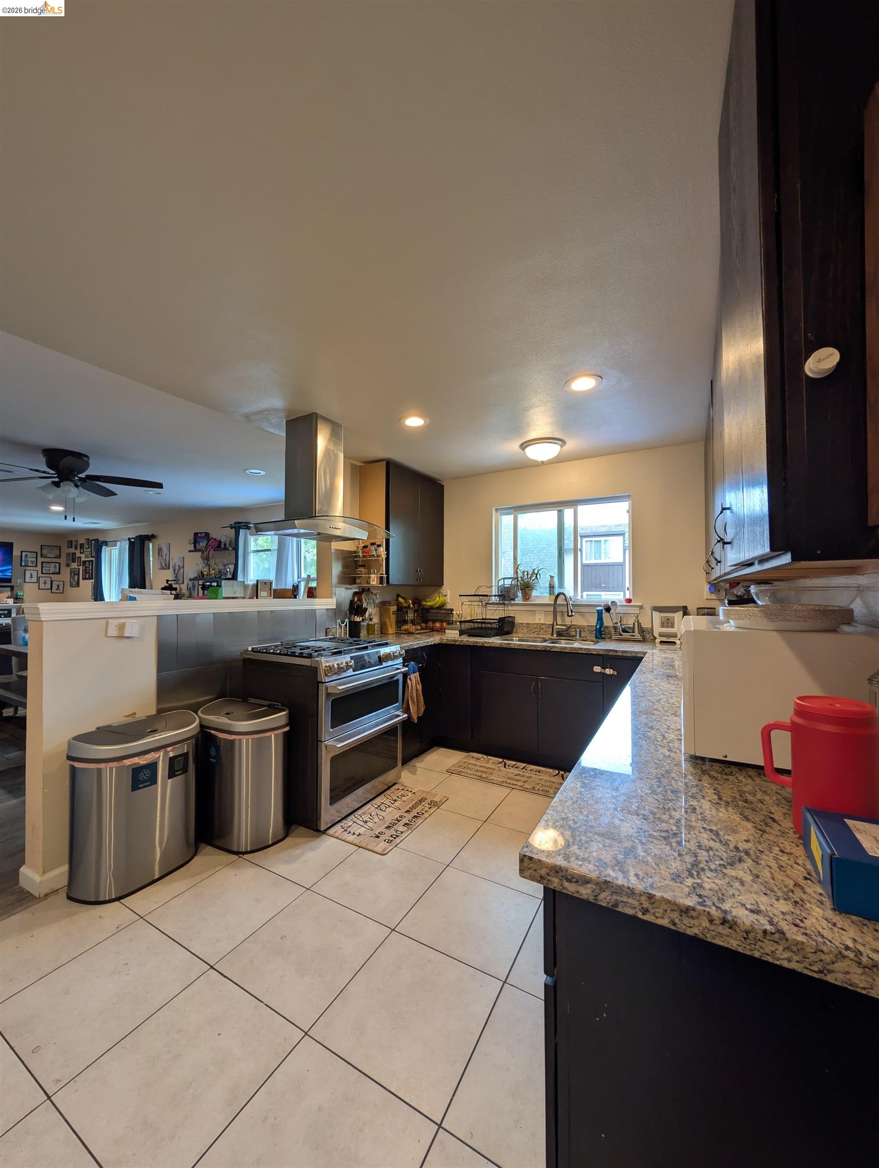 Detail Gallery Image 11 of 12 For 27422 Manon, Hayward,  CA 94544 - 3 Beds | 2 Baths