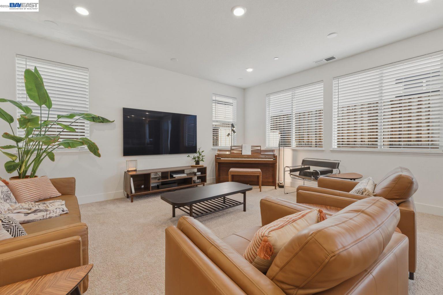 Detail Gallery Image 13 of 59 For 385 Ramos Ranch Rd, Oakley,  CA 94561 - 4 Beds | 3 Baths