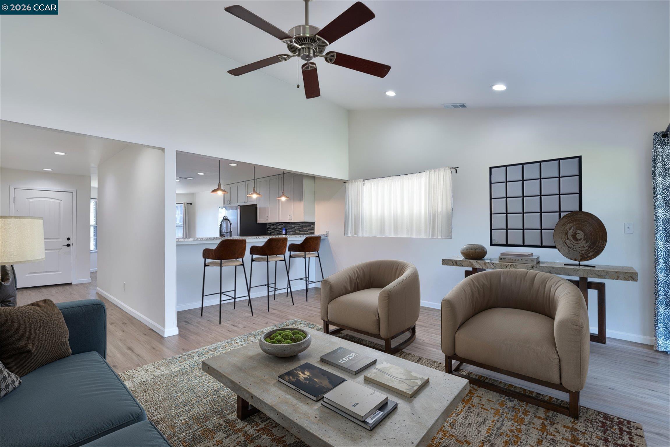 Detail Gallery Image 14 of 41 For 18902 Arrowhead Dr, Lockeford,  CA 95237 - 3 Beds | 2 Baths