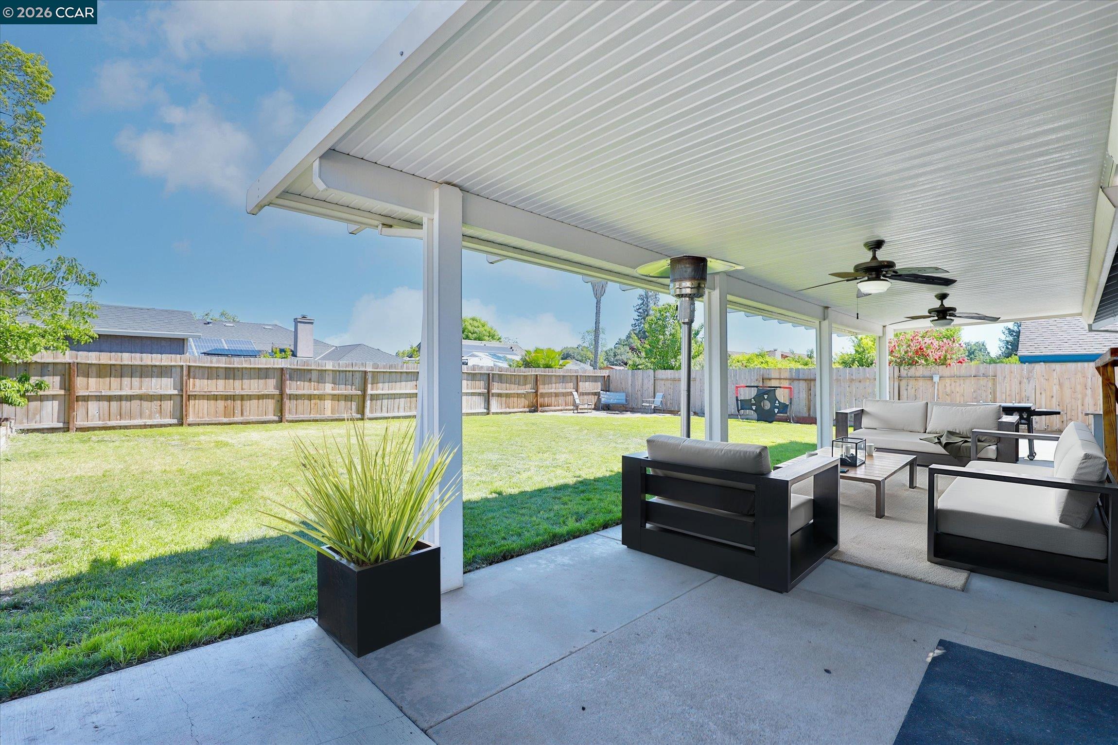 Detail Gallery Image 33 of 41 For 18902 Arrowhead Dr, Lockeford,  CA 95237 - 3 Beds | 2 Baths