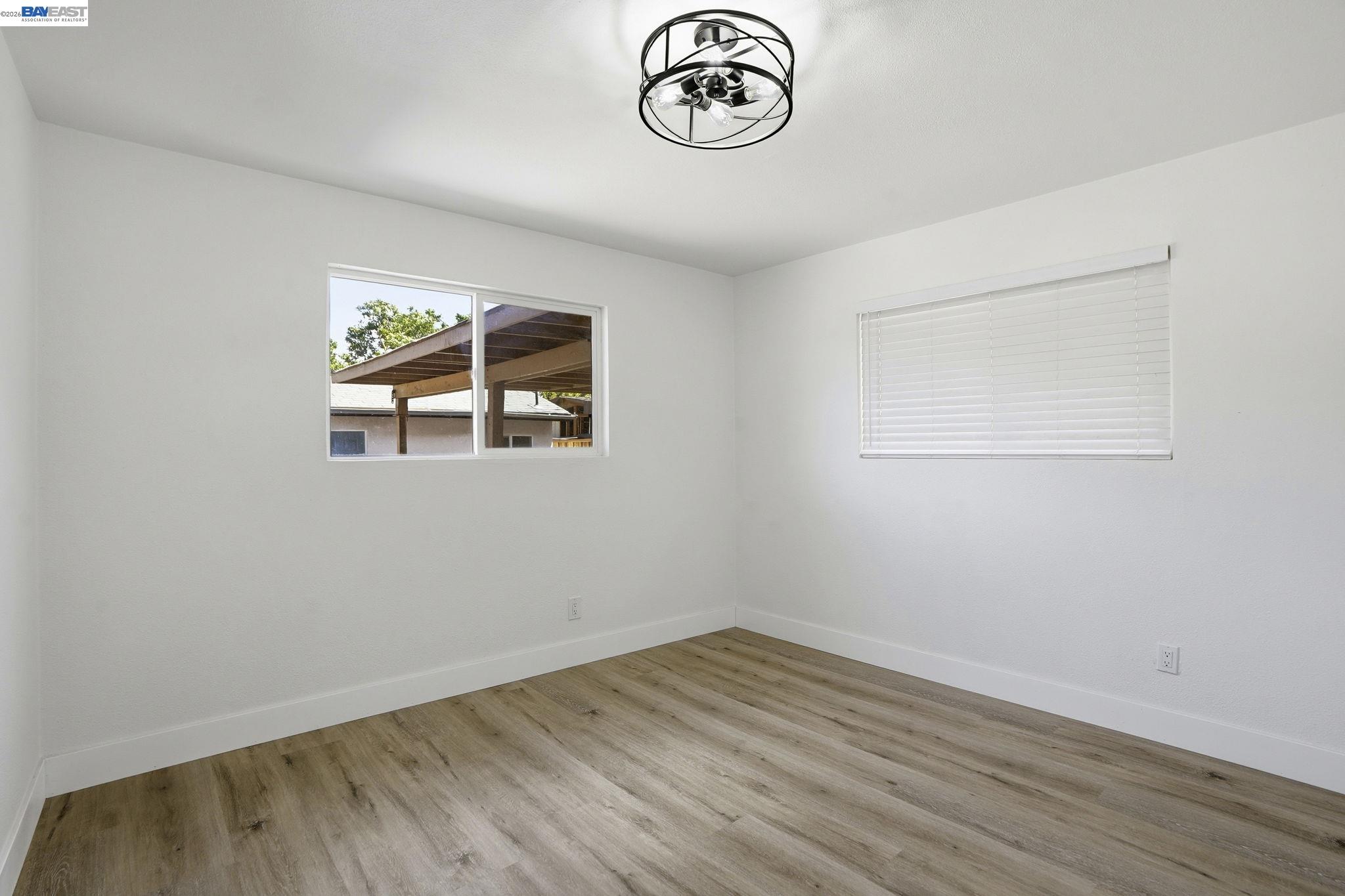 Detail Gallery Image 13 of 42 For 114 C St, Tracy,  CA 95376 - 3 Beds | 1/1 Baths