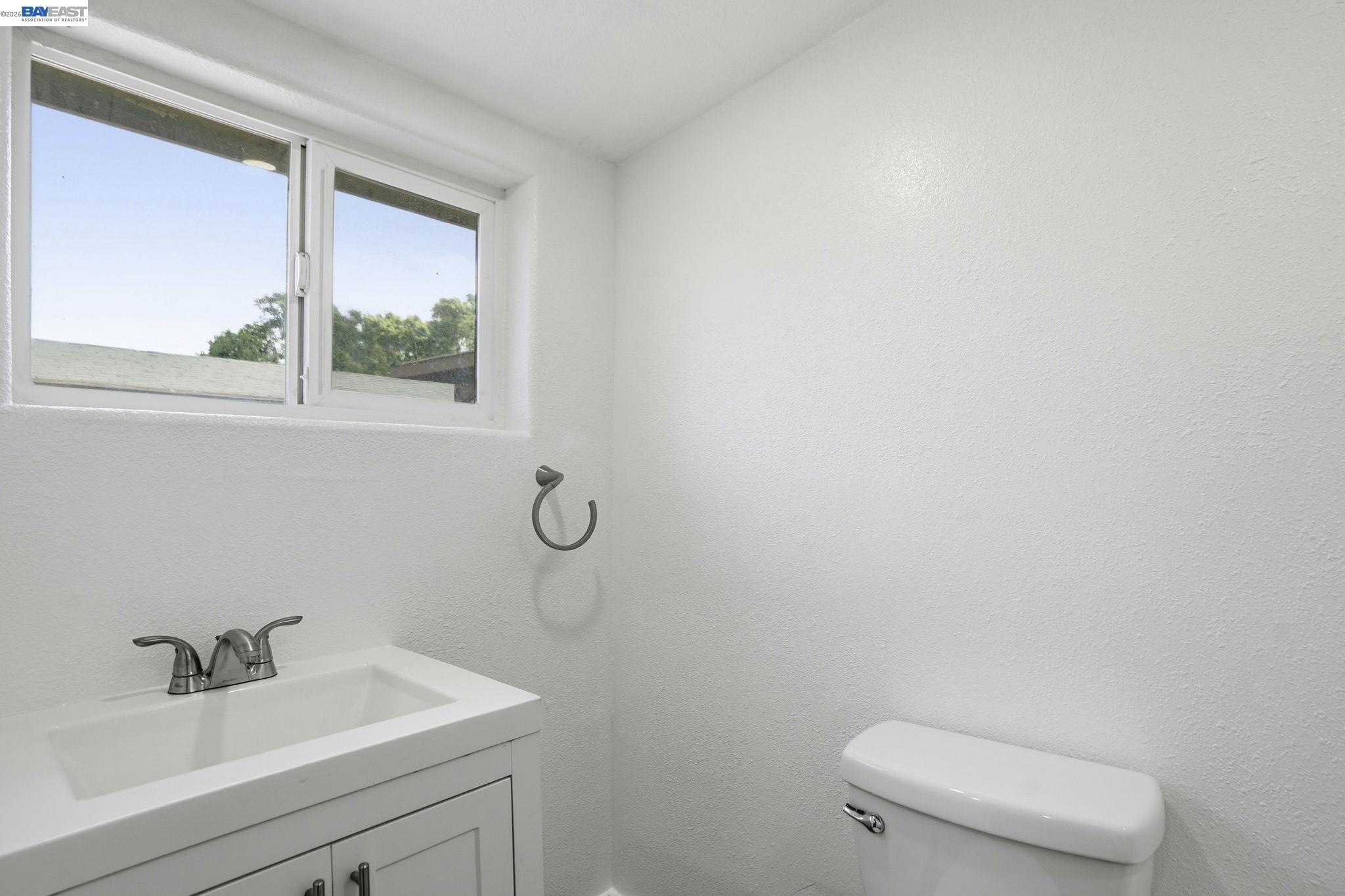 Detail Gallery Image 25 of 42 For 114 C St, Tracy,  CA 95376 - 3 Beds | 1/1 Baths