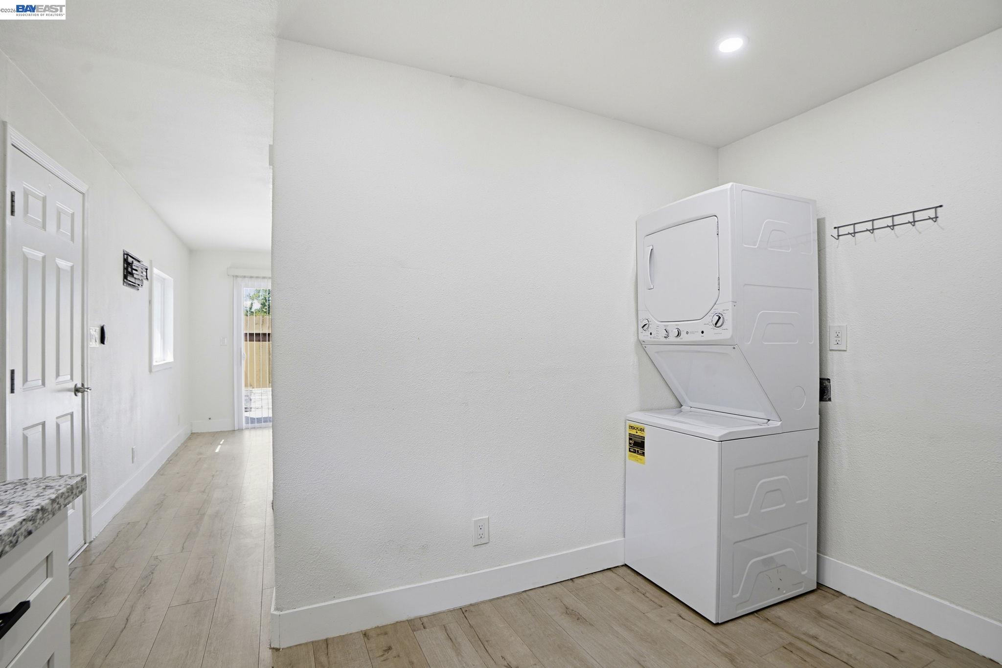 Detail Gallery Image 37 of 42 For 114 C St, Tracy,  CA 95376 - 3 Beds | 1/1 Baths