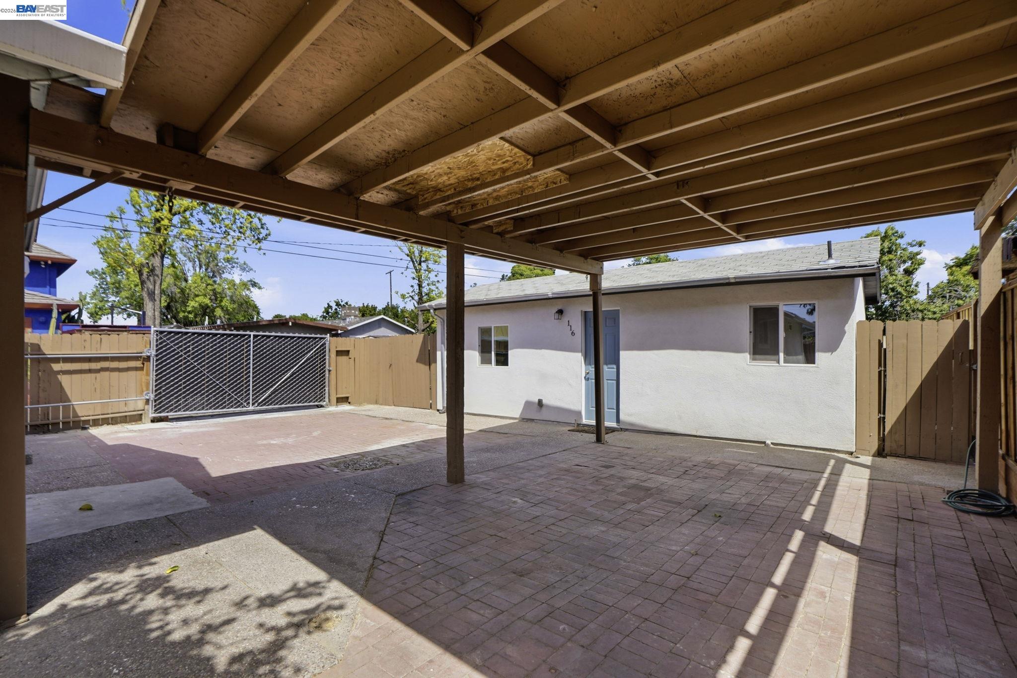 Detail Gallery Image 38 of 42 For 114 C St, Tracy,  CA 95376 - 3 Beds | 1/1 Baths