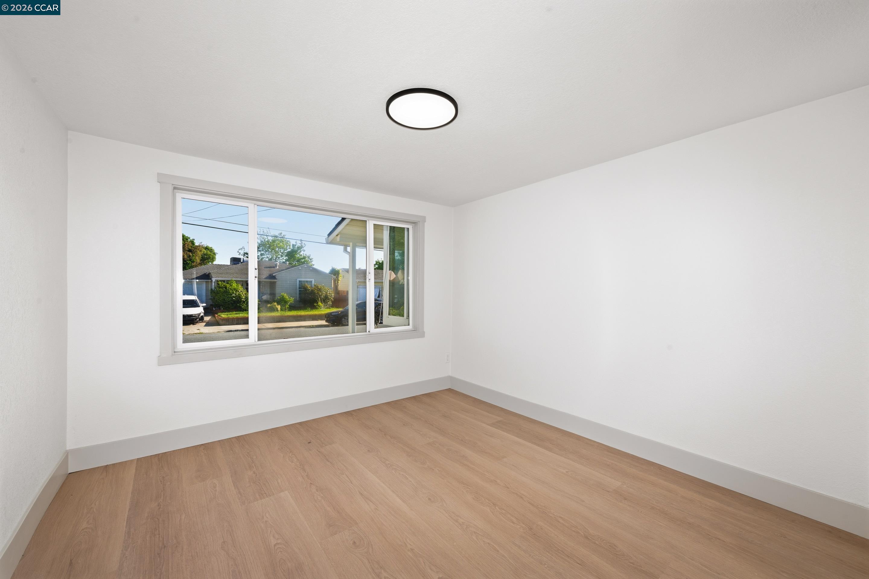 Detail Gallery Image 13 of 18 For 61 E 13th St, Antioch,  CA 94509 - 4 Beds | 1/1 Baths