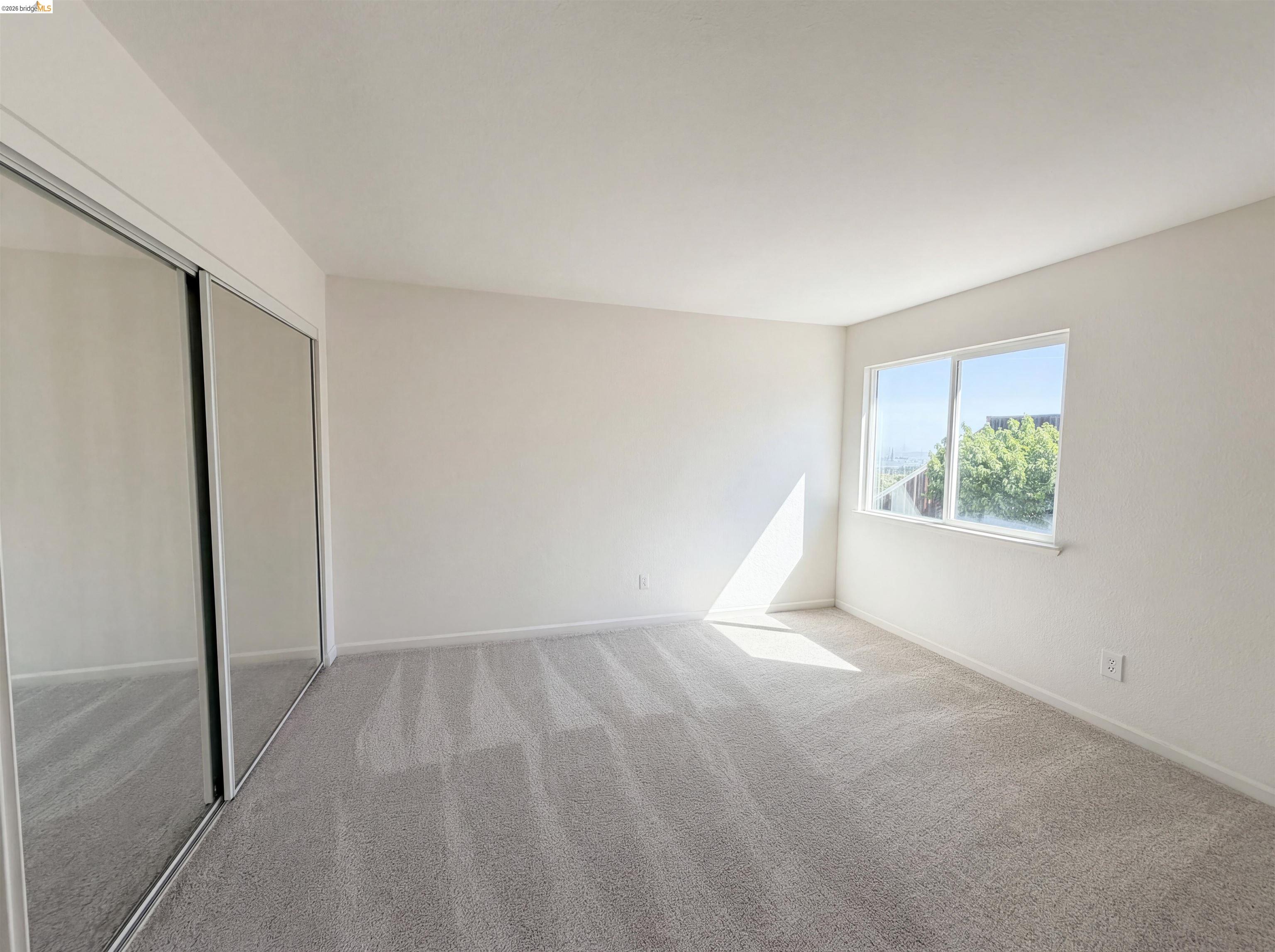 Detail Gallery Image 33 of 46 For 1257 Brooktrail Dr, Pittsburg,  CA 94565 - 5 Beds | 2/1 Baths