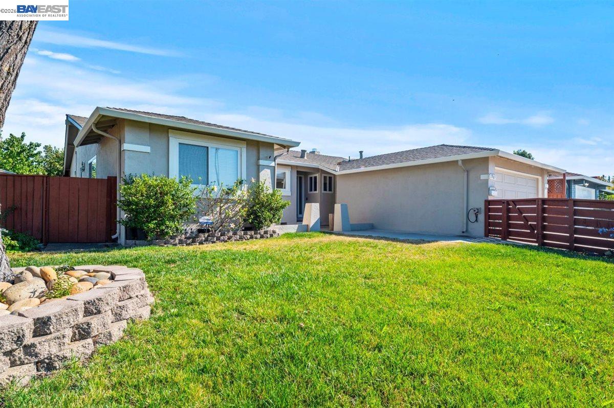 Detail Gallery Image 2 of 29 For 1965 Camargo Dr, San Jose,  CA 95132 - 4 Beds | 2 Baths