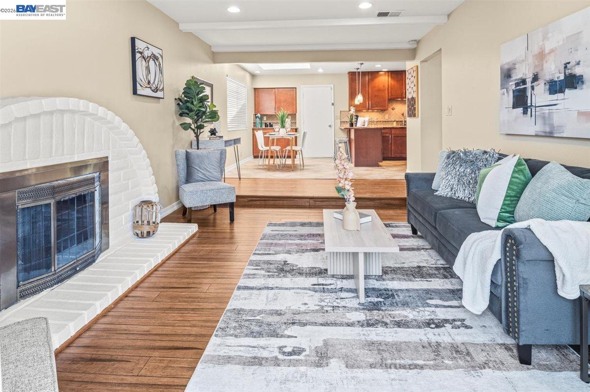 Detail Gallery Image 12 of 29 For 1965 Camargo Dr, San Jose,  CA 95132 - 4 Beds | 2 Baths