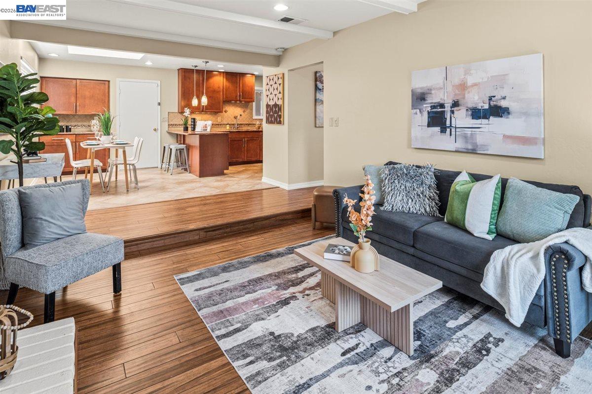 Detail Gallery Image 13 of 29 For 1965 Camargo Dr, San Jose,  CA 95132 - 4 Beds | 2 Baths